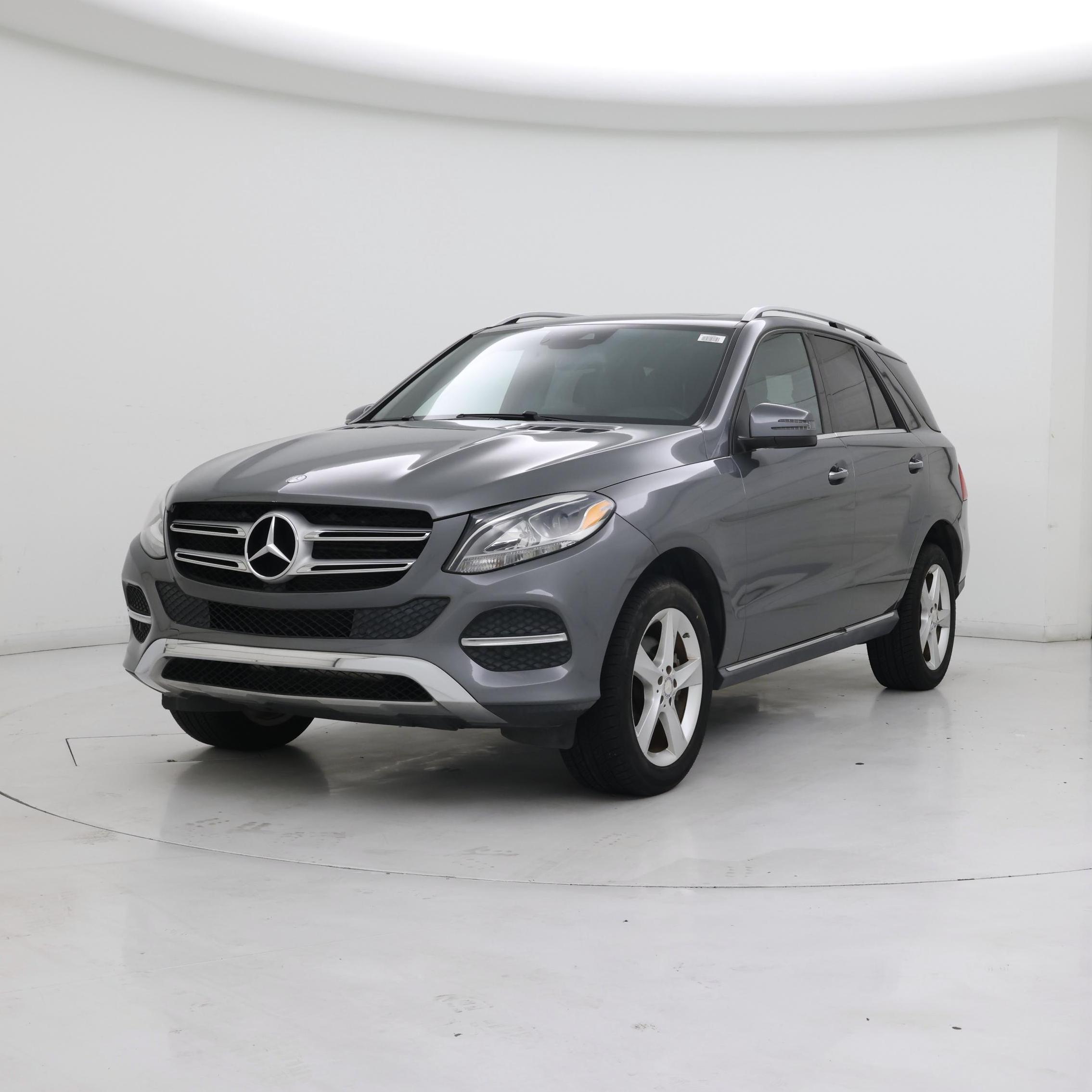 Thumbnail: 2017 Mercedes-Benz GLE - 4
