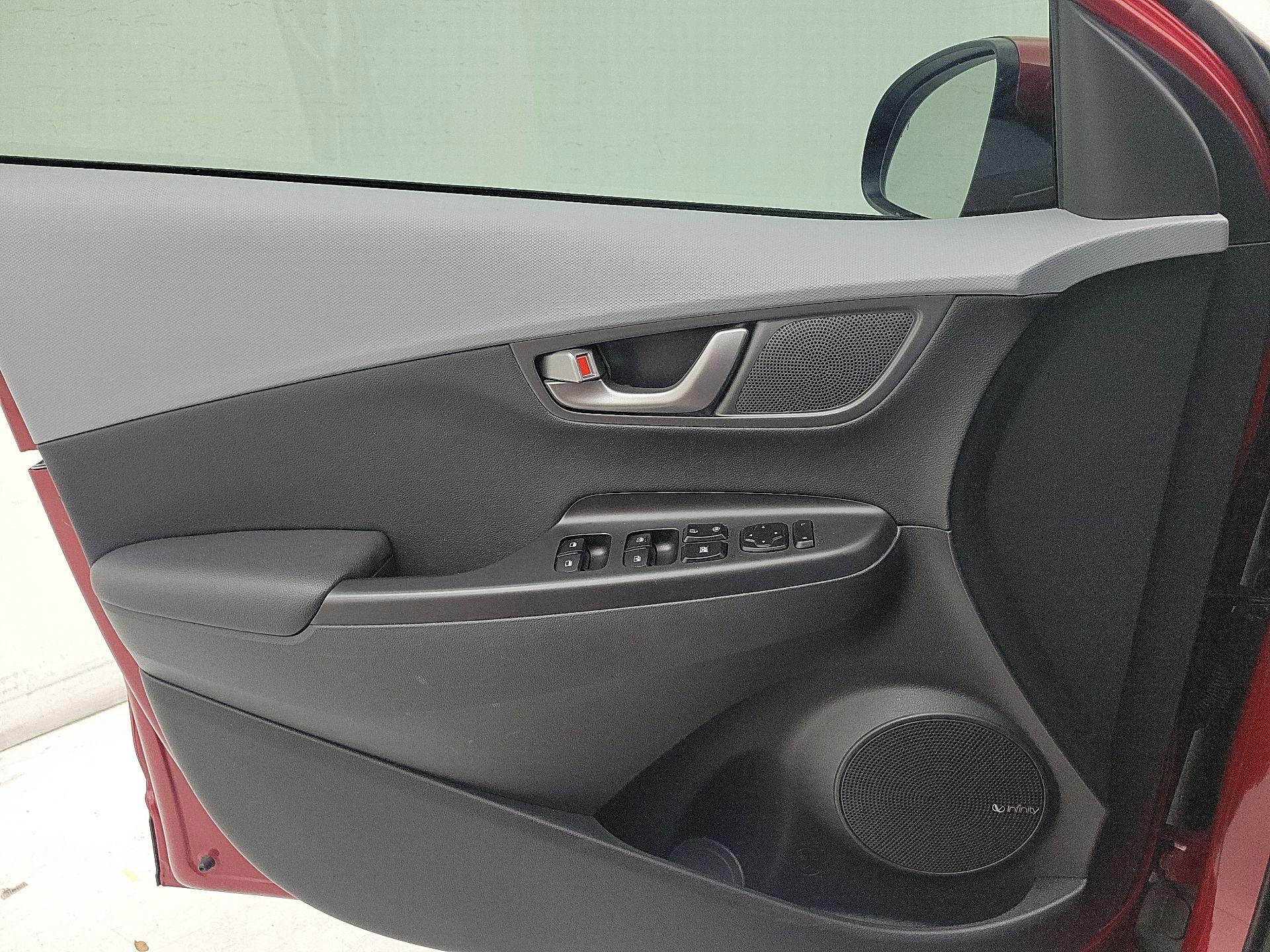 Thumbnail: 2021 Hyundai Kona - 12