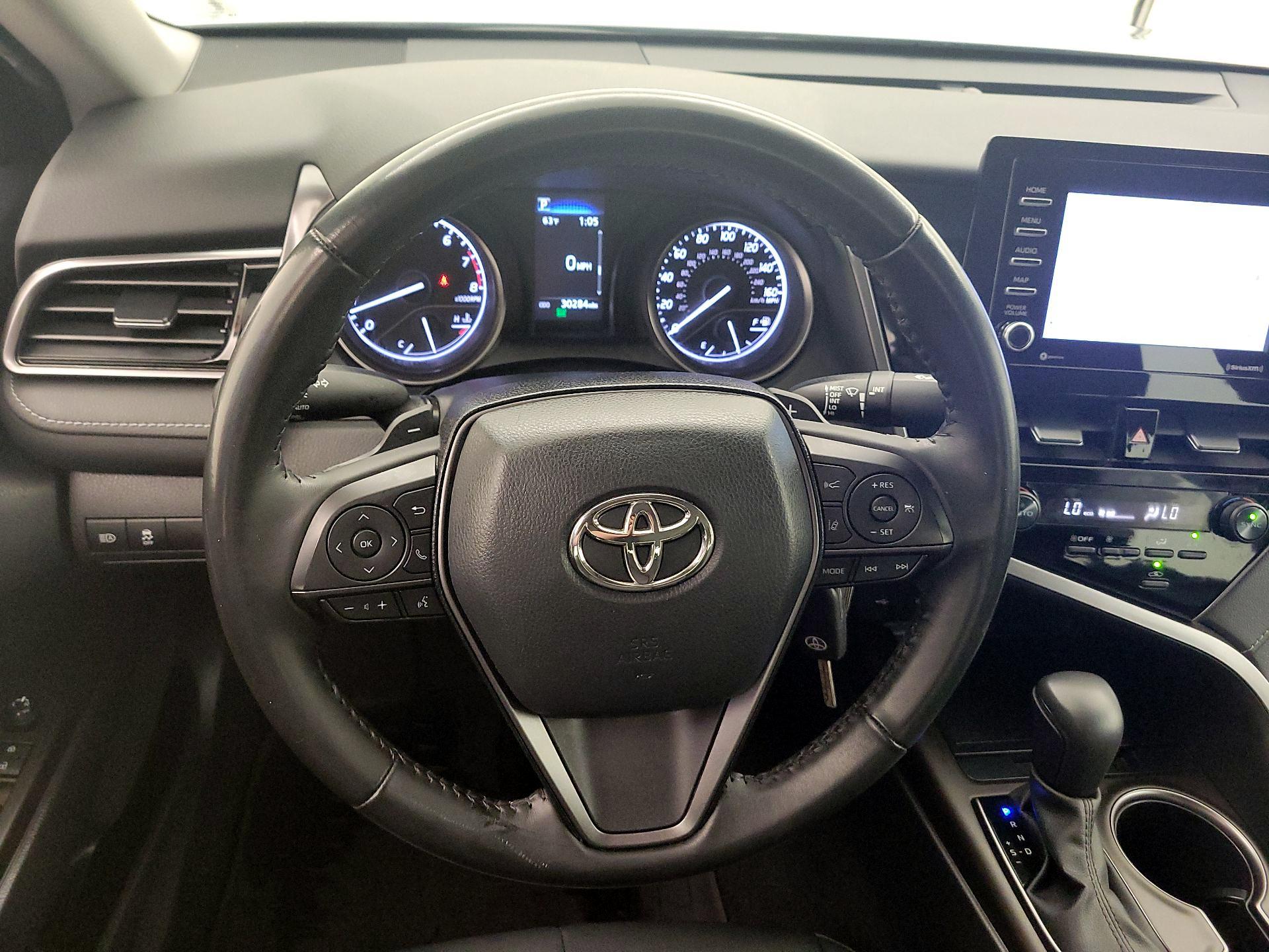 Thumbnail: 2023 Toyota Camry - 10