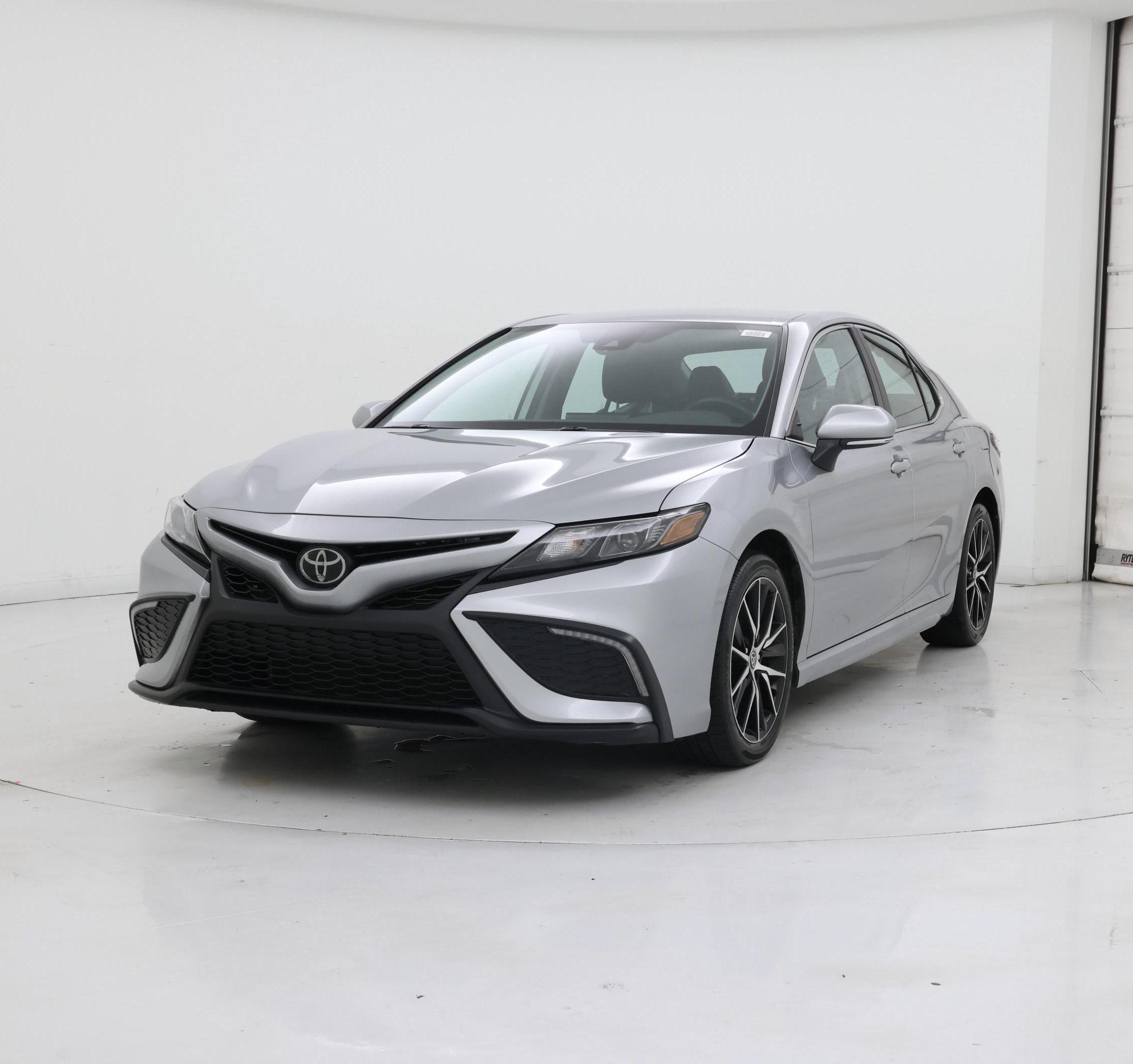 Thumbnail: 2023 Toyota Camry - 4