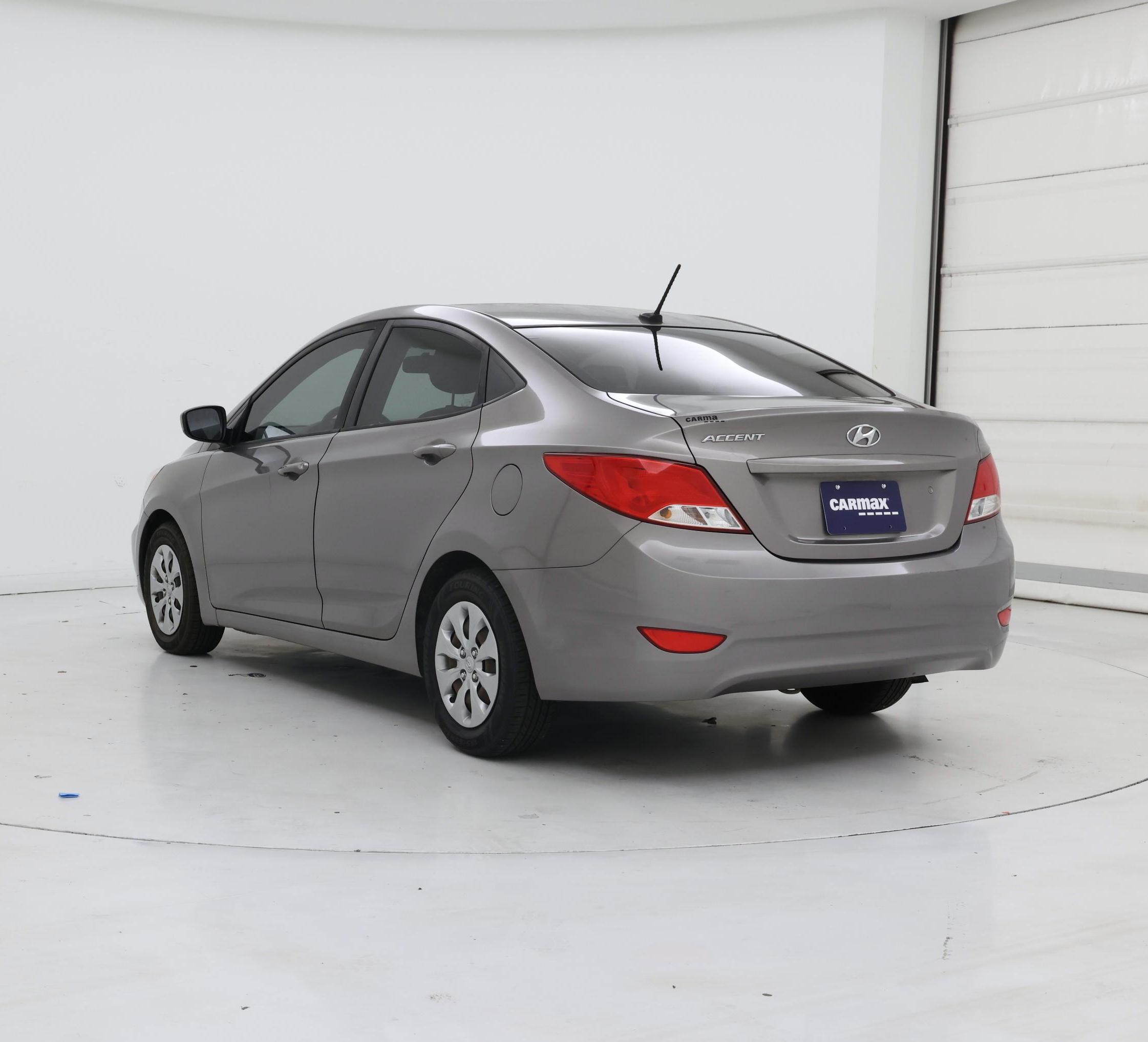 Thumbnail: 2017 Hyundai Accent - 2