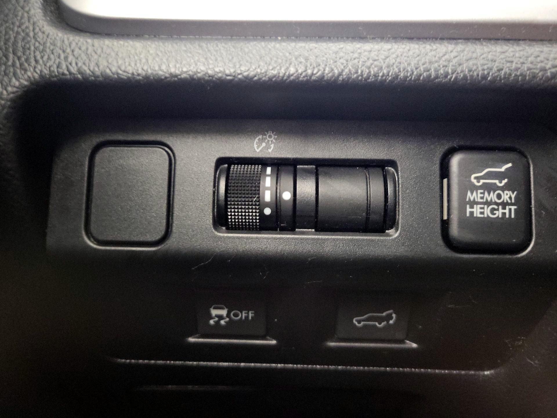 Thumbnail: 2016 Subaru Forester - 13