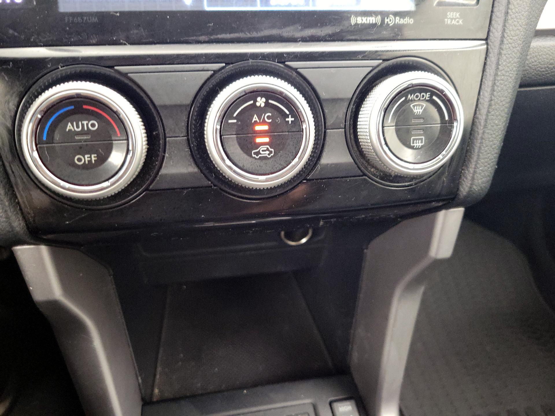 Thumbnail: 2016 Subaru Forester - 16