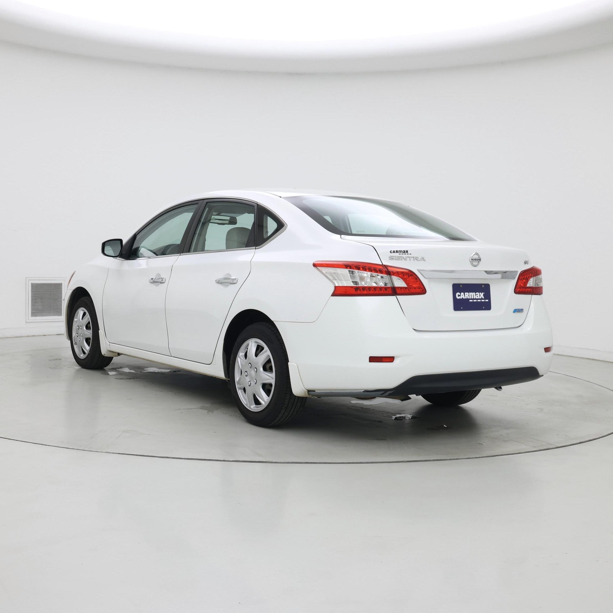 Thumbnail: 2014 Nissan Sentra - 2
