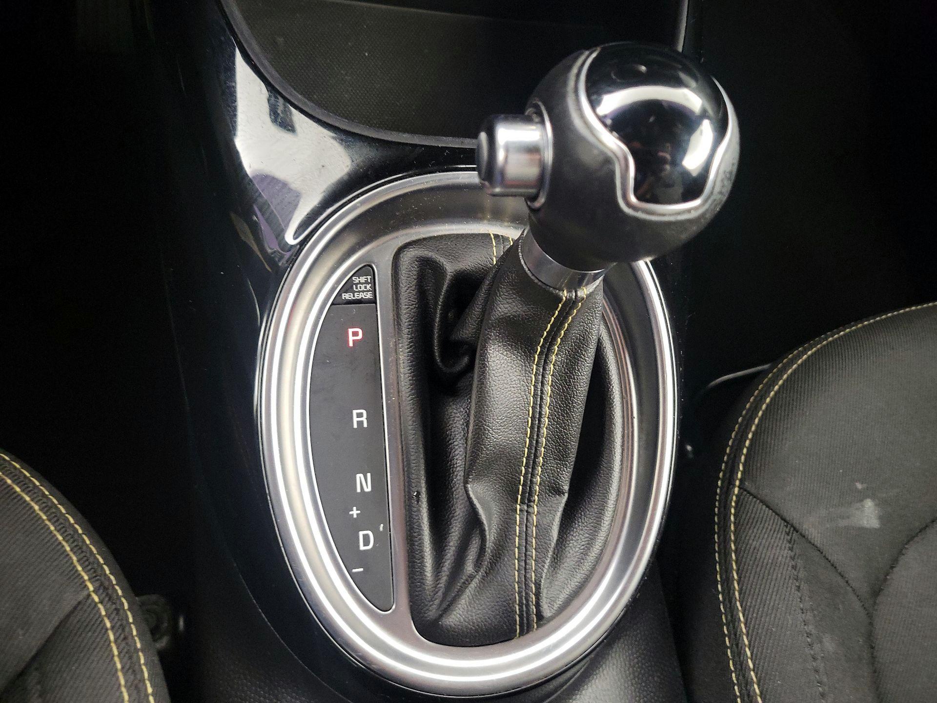 Thumbnail: 2016 Kia Soul - 18