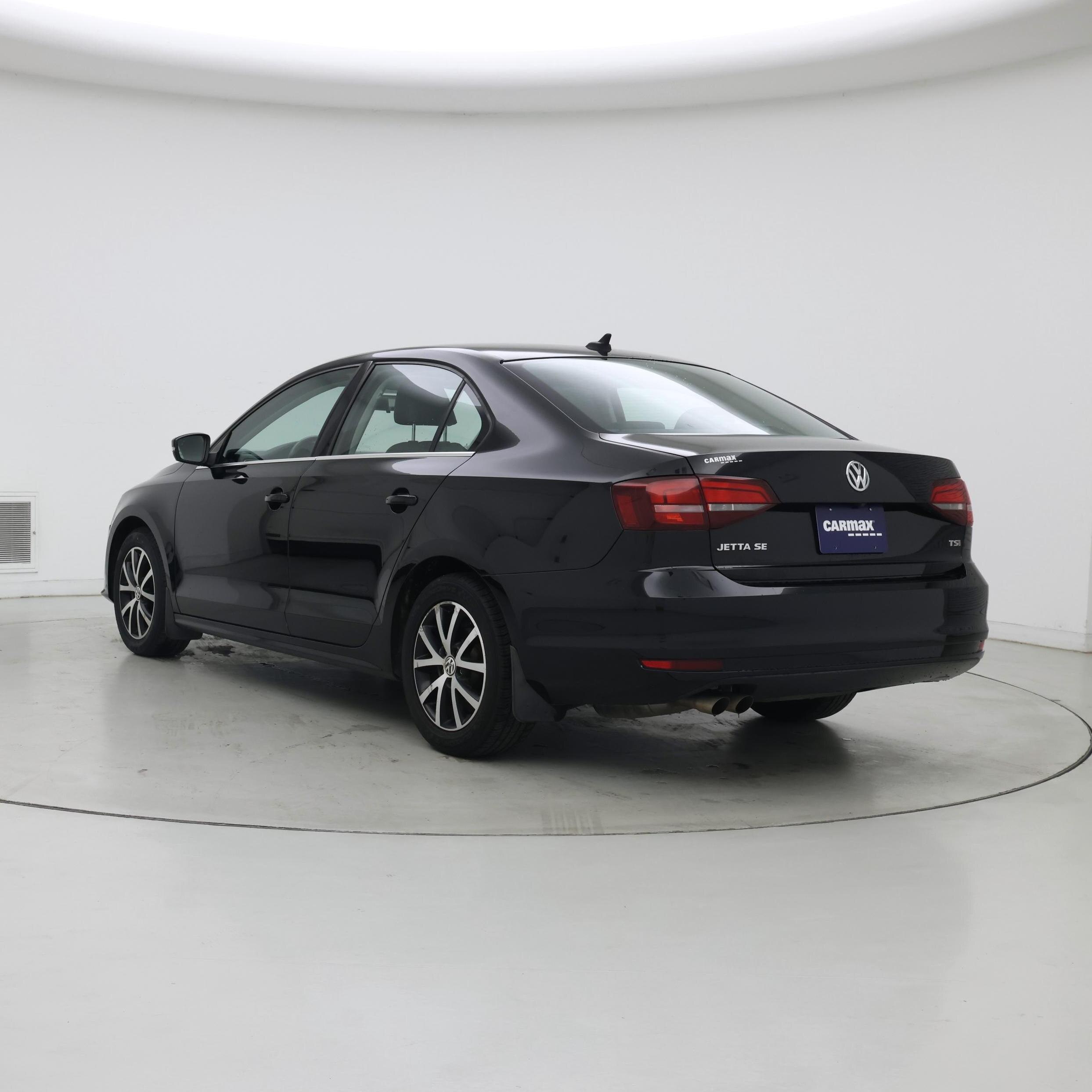 Thumbnail: 2017 Volkswagen Jetta - 2