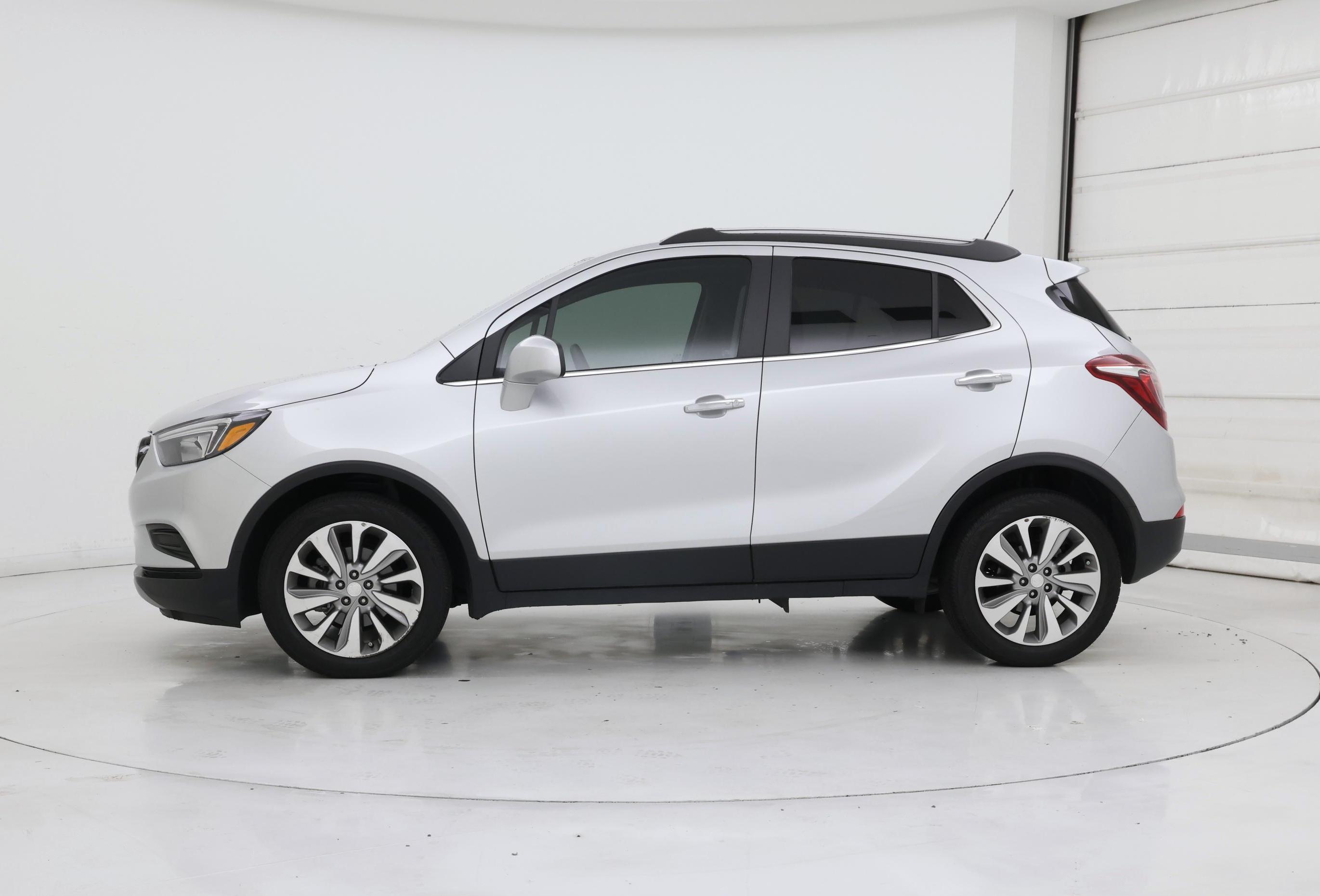 Thumbnail: 2020 Buick Encore - 3