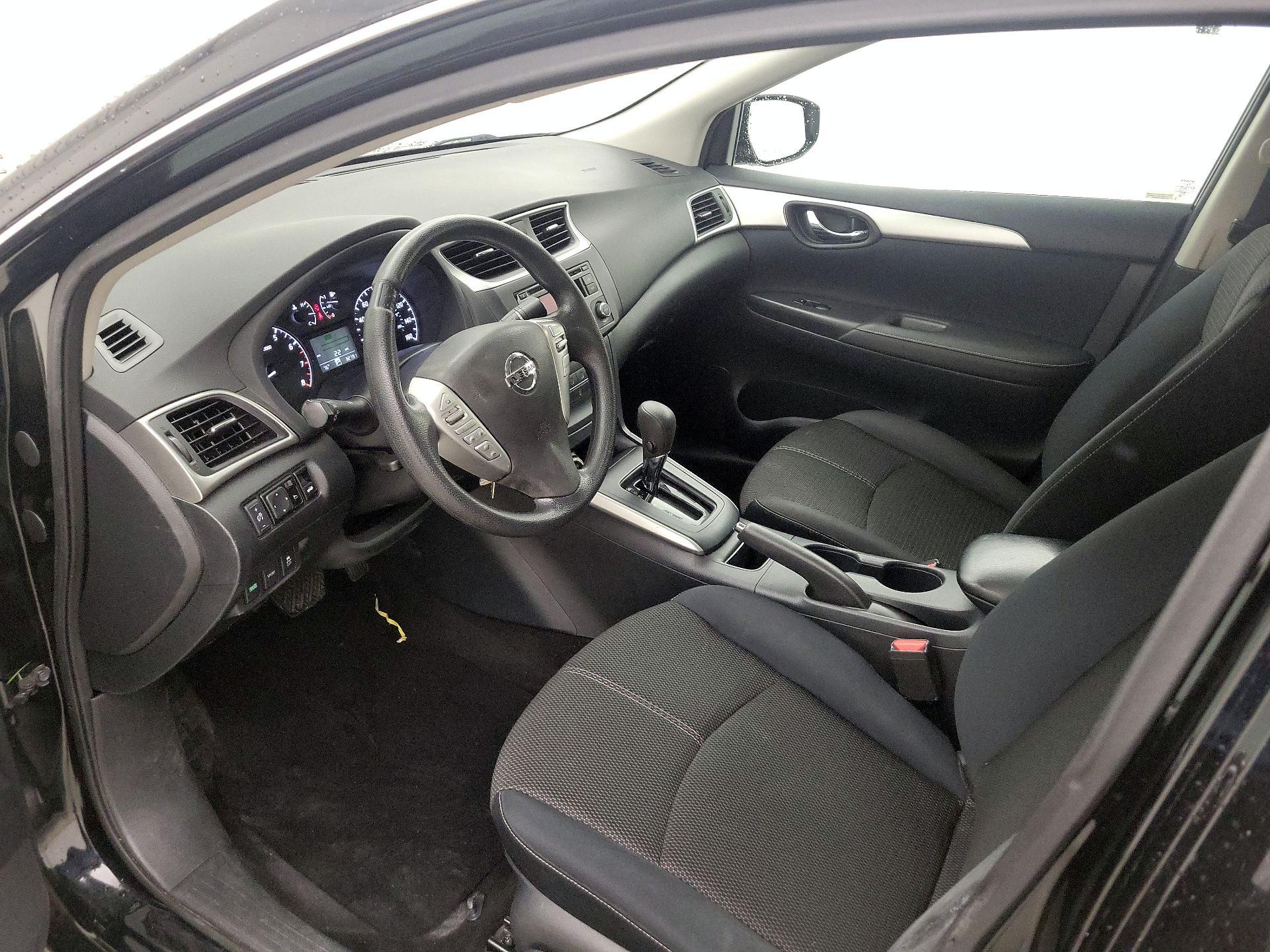 Thumbnail: 2017 Nissan Sentra - 11