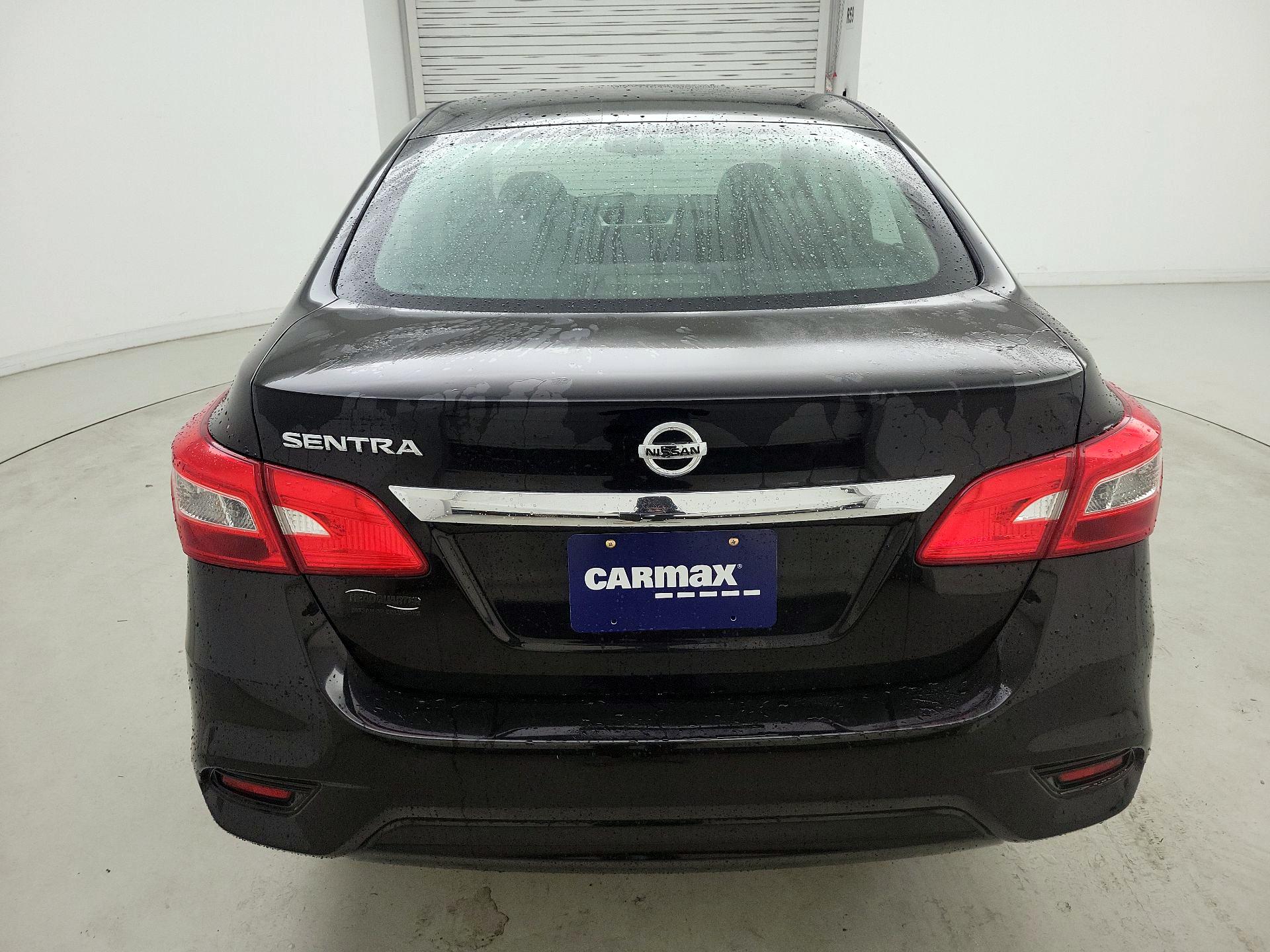 Thumbnail: 2017 Nissan Sentra - 19
