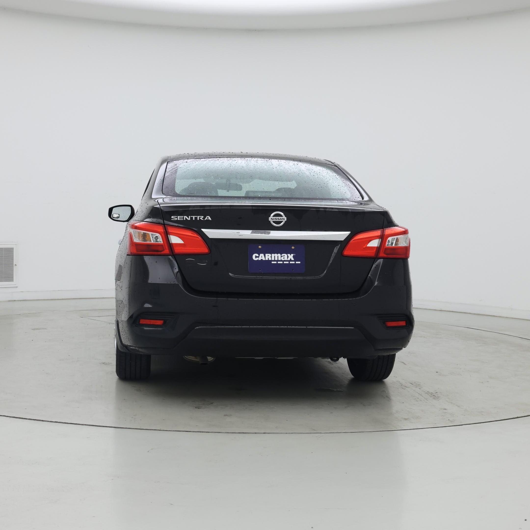 Thumbnail: 2017 Nissan Sentra - 6