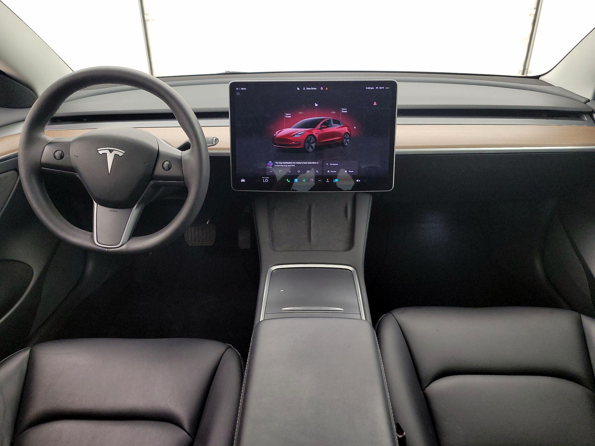 Thumbnail: 2023 Tesla Model 3 - 9