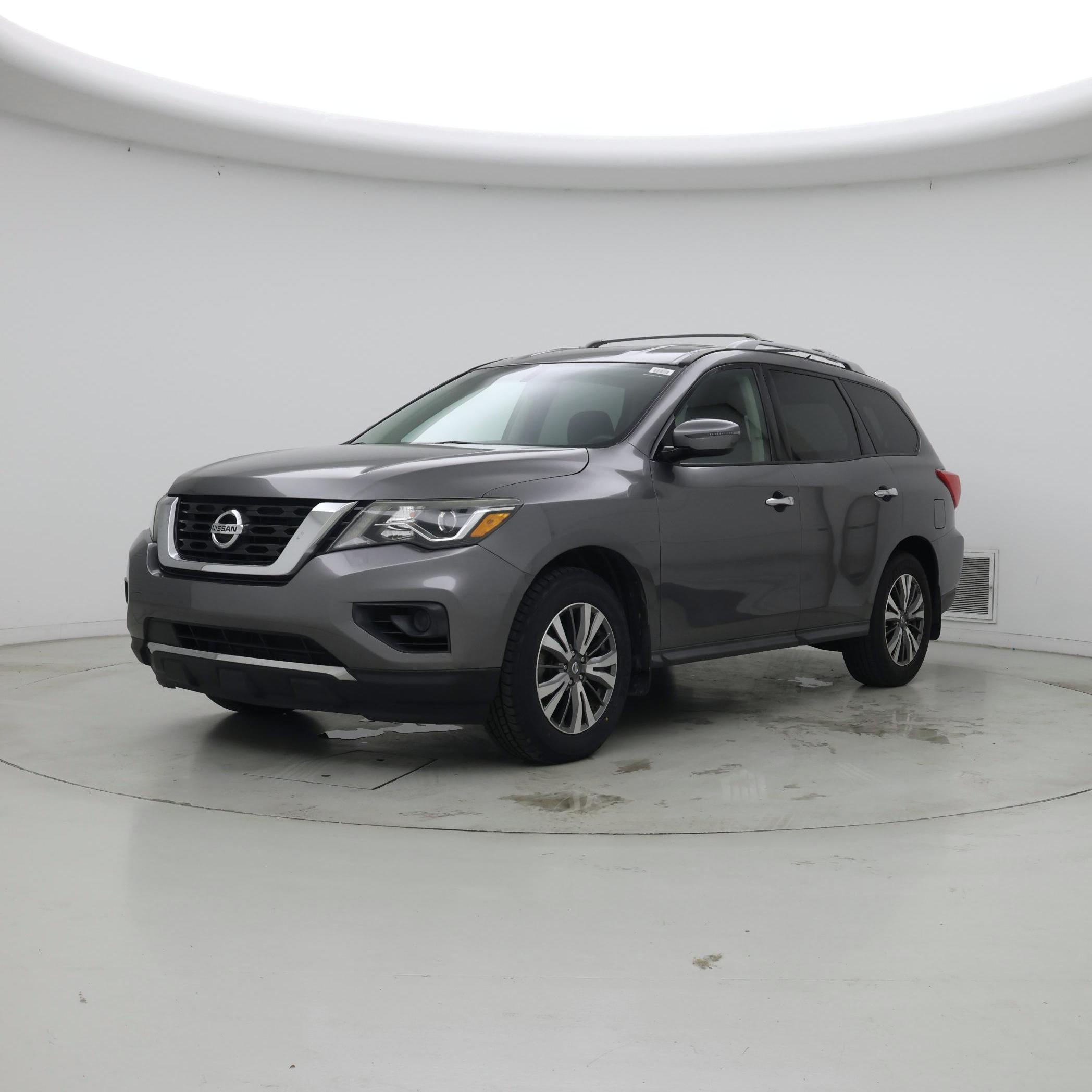 Thumbnail: 2017 Nissan Pathfinder - 4