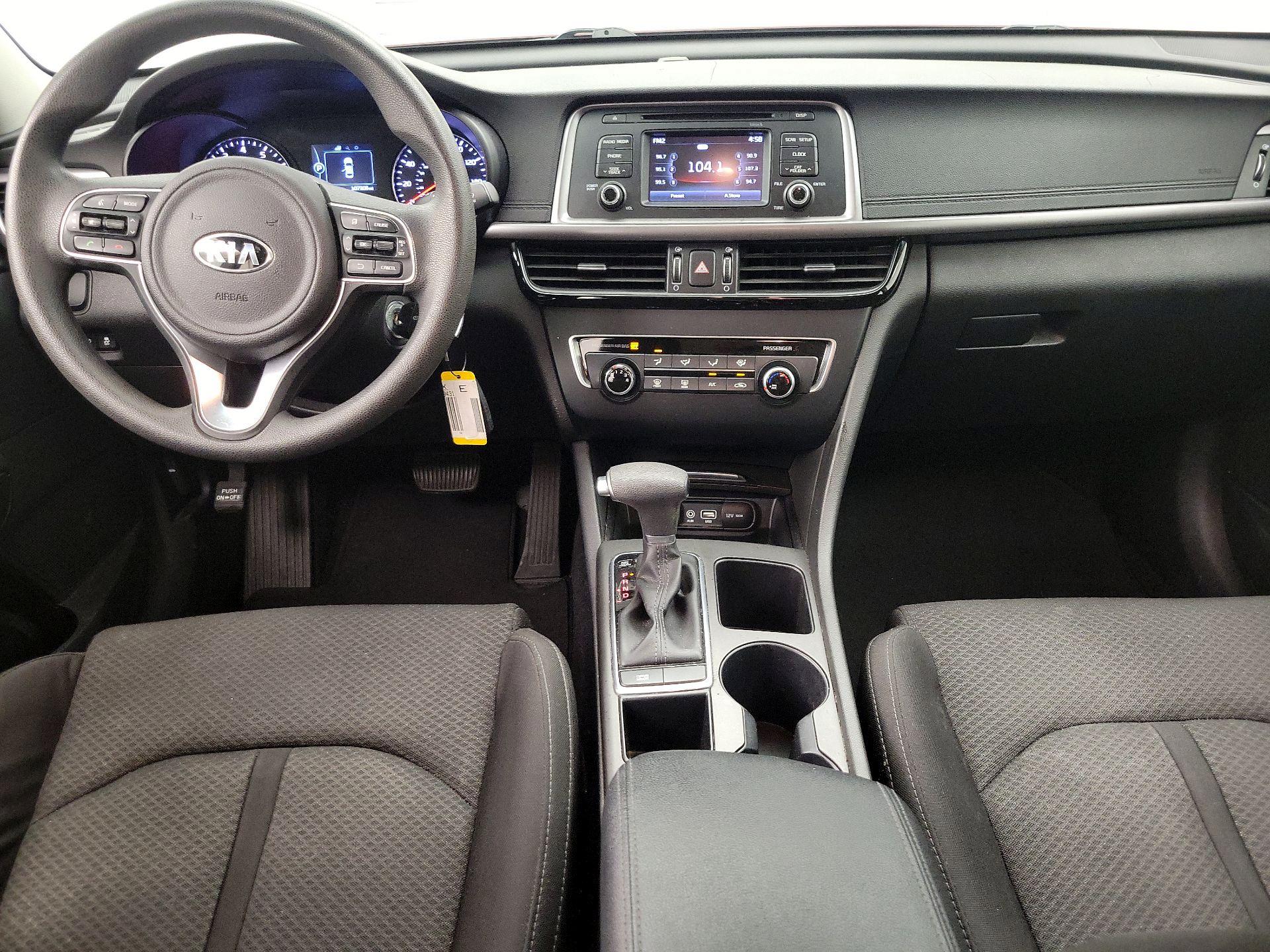 Thumbnail: 2016 Kia Optima - 9