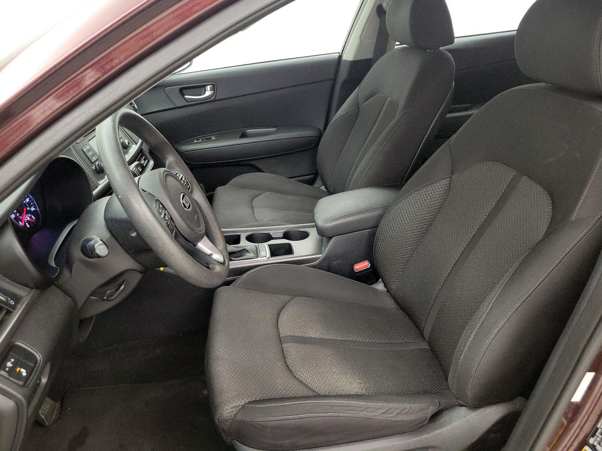 Thumbnail: 2016 Kia Optima - 11