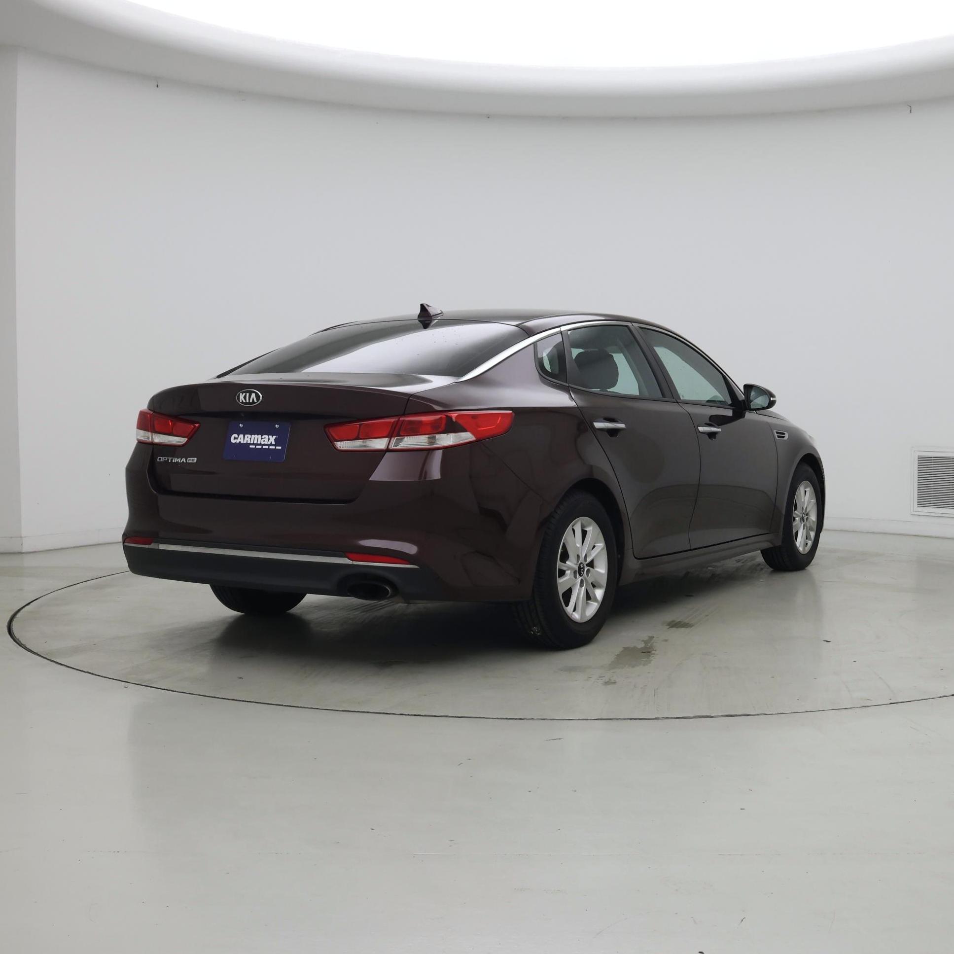 Thumbnail: 2016 Kia Optima - 8