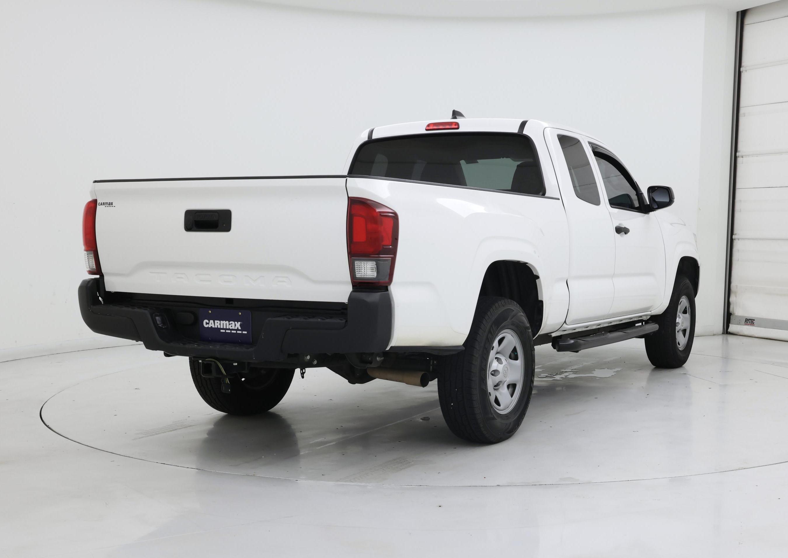 Thumbnail: 2023 Toyota Tacoma - 8