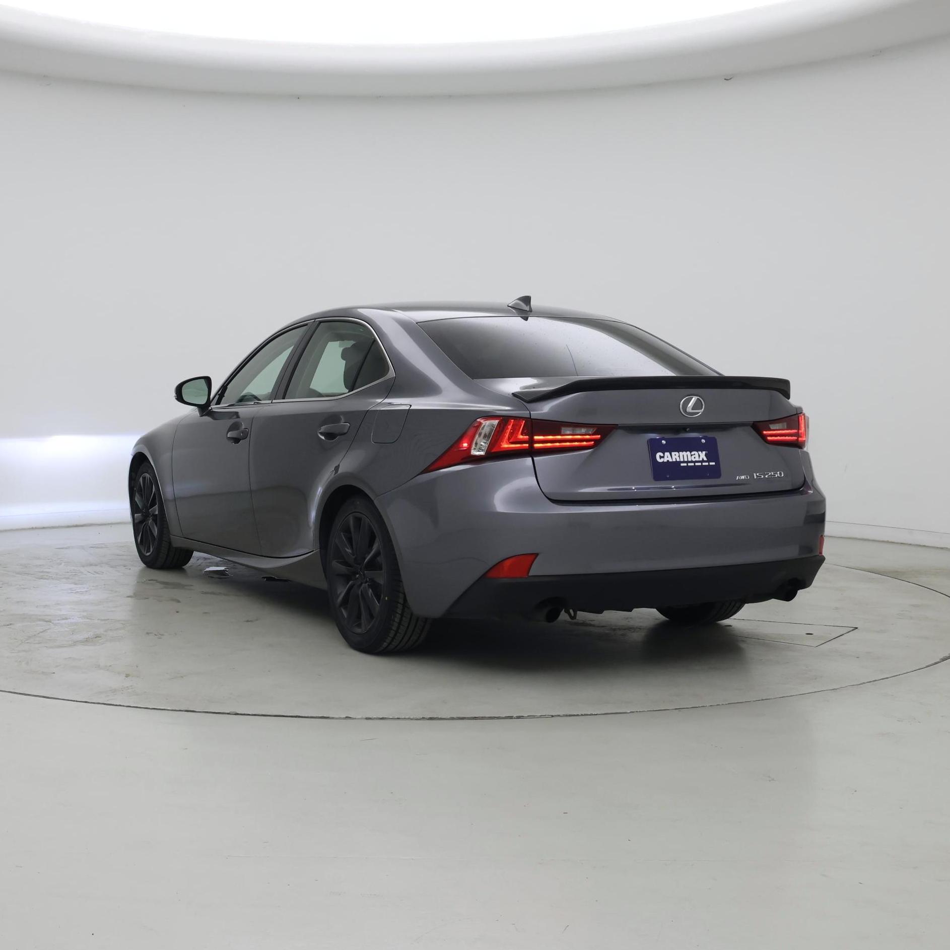 Thumbnail: 2015 Lexus IS - 2