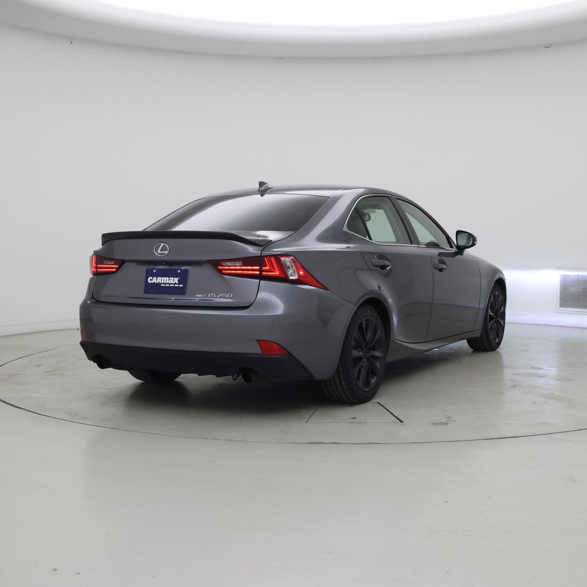 Thumbnail: 2015 Lexus IS - 8