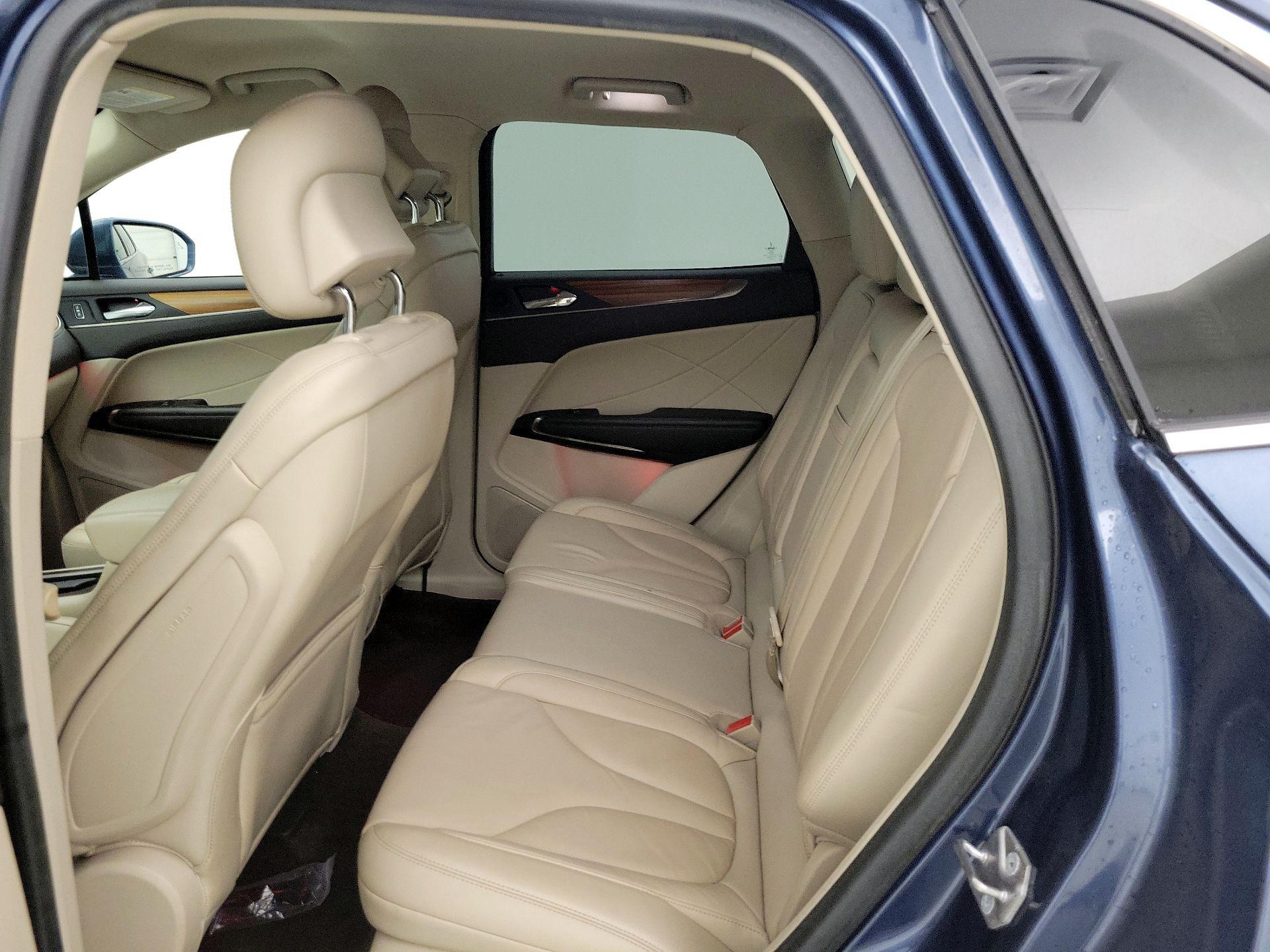 Thumbnail: 2018 Lincoln MKC - 20