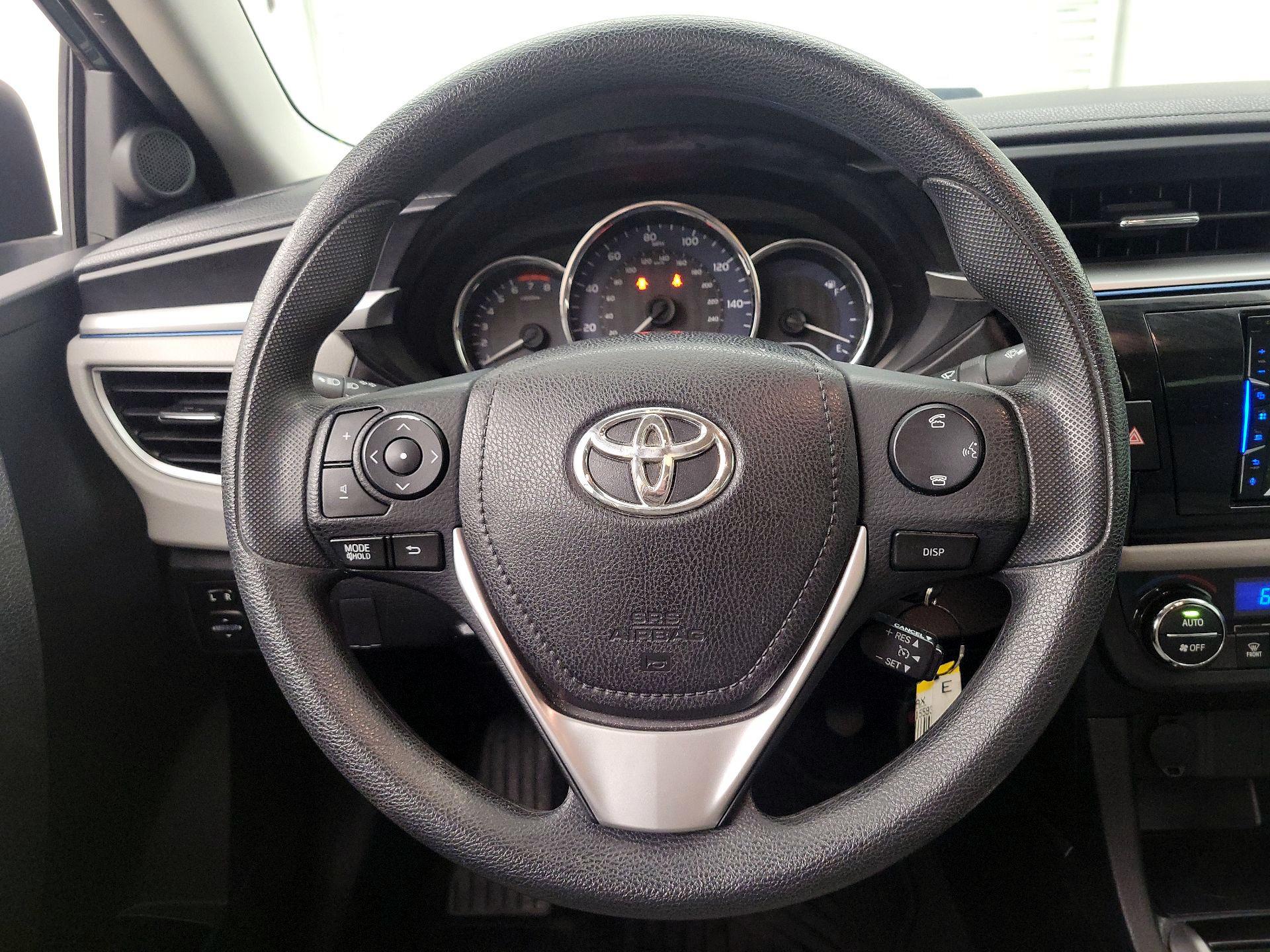 Thumbnail: 2014 Toyota Corolla - 10