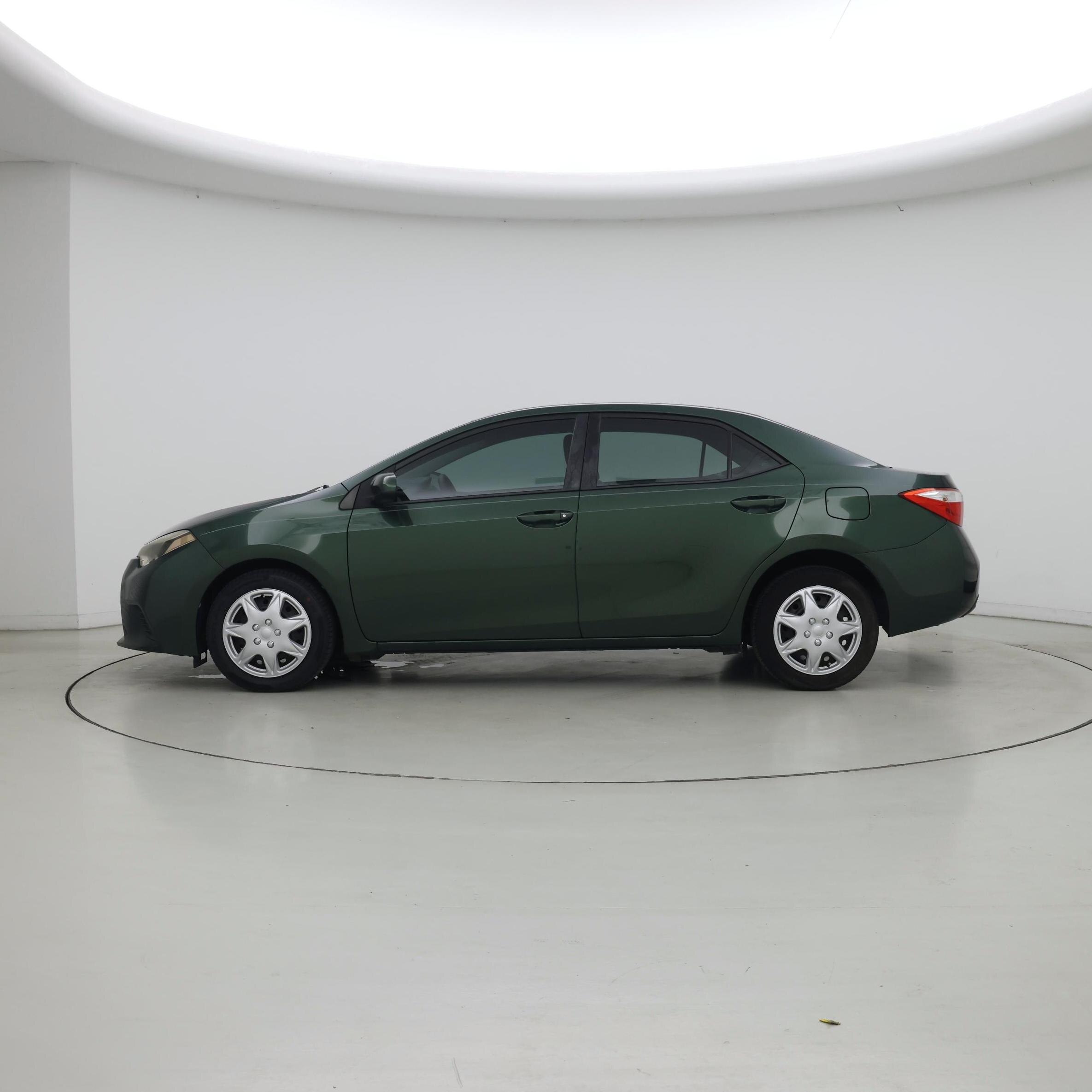 Thumbnail: 2014 Toyota Corolla - 3