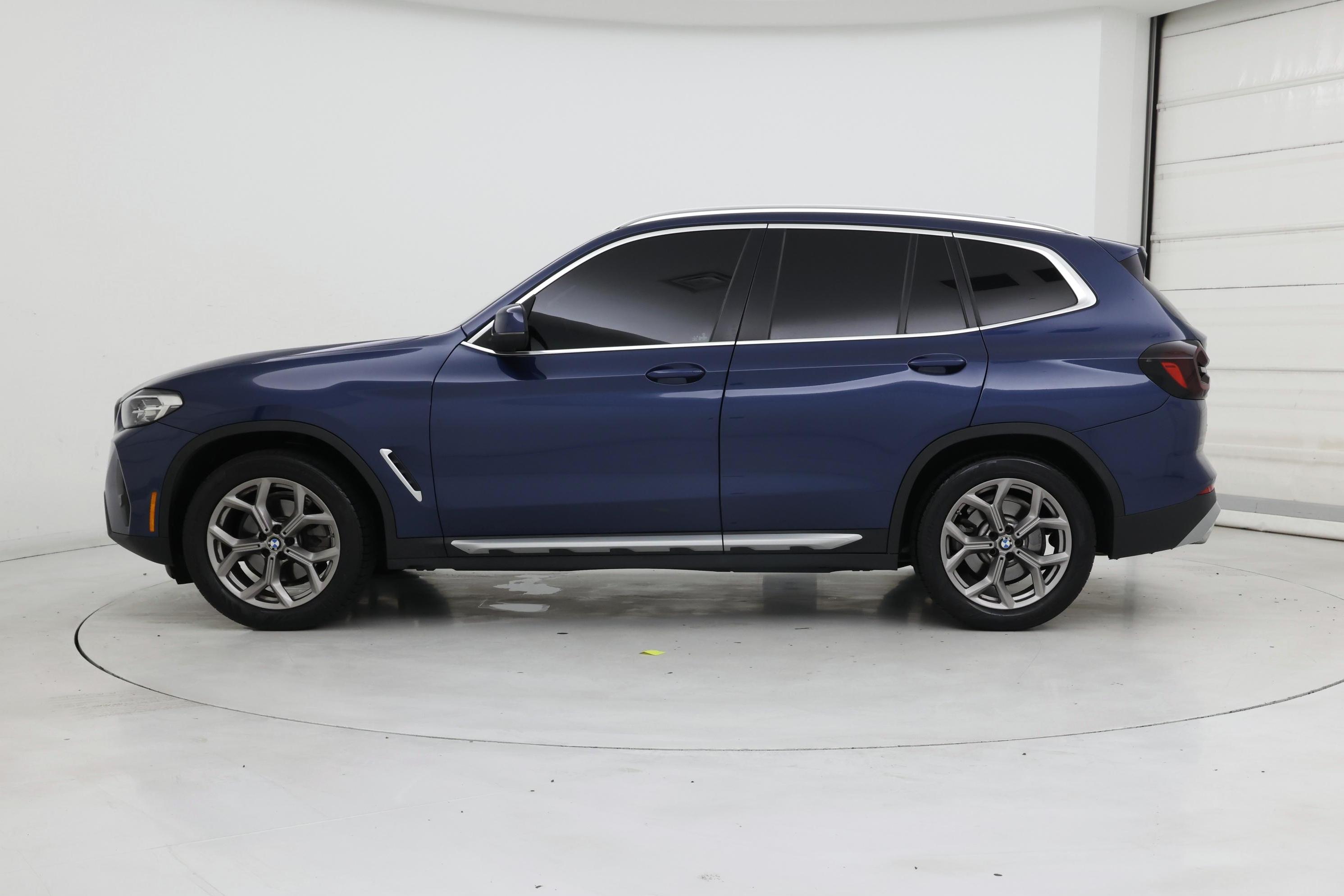 Thumbnail: 2022 BMW X3 - 3