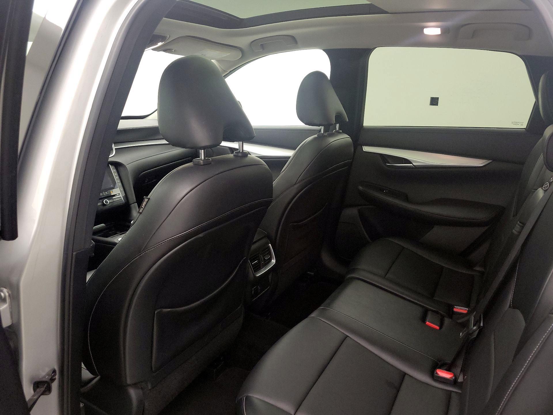 Thumbnail: 2021 INFINITI QX50 - 20