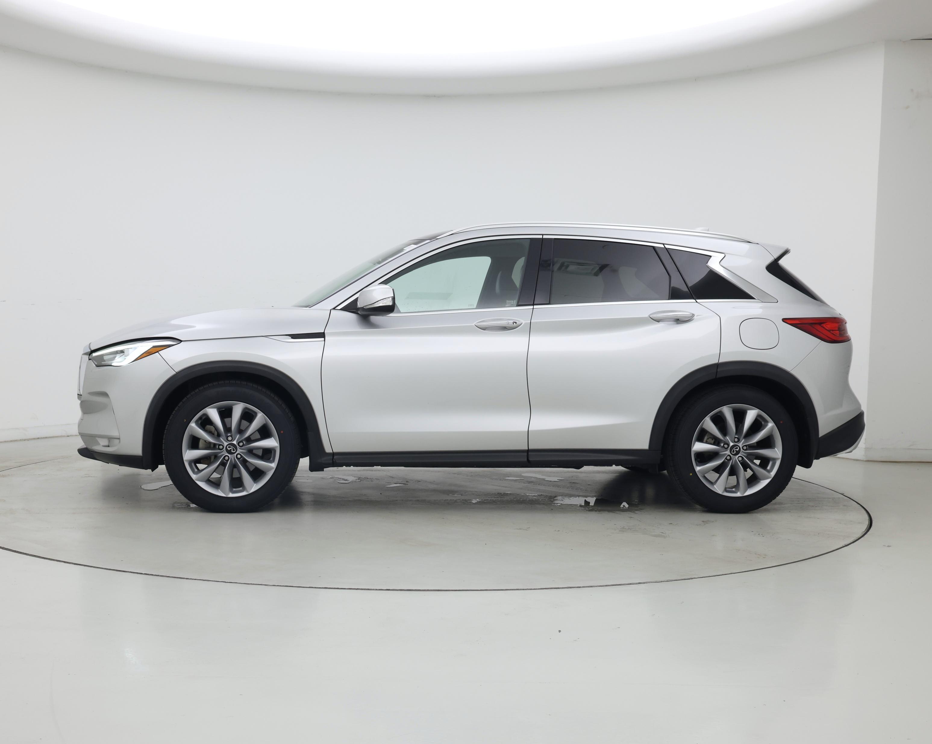Thumbnail: 2021 INFINITI QX50 - 3