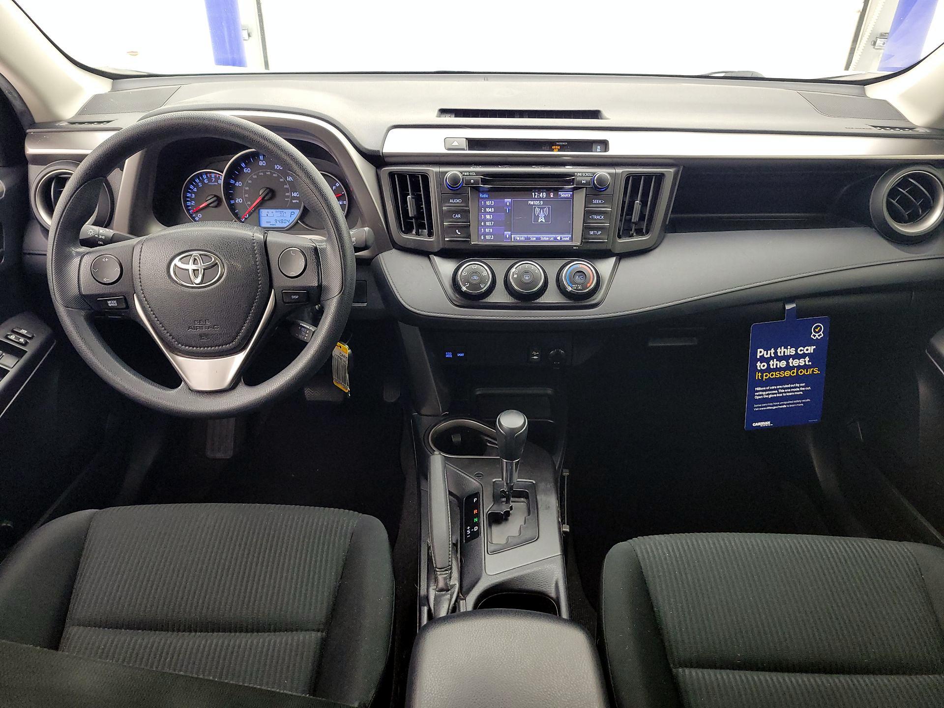 Thumbnail: 2016 Toyota RAV4 - 9