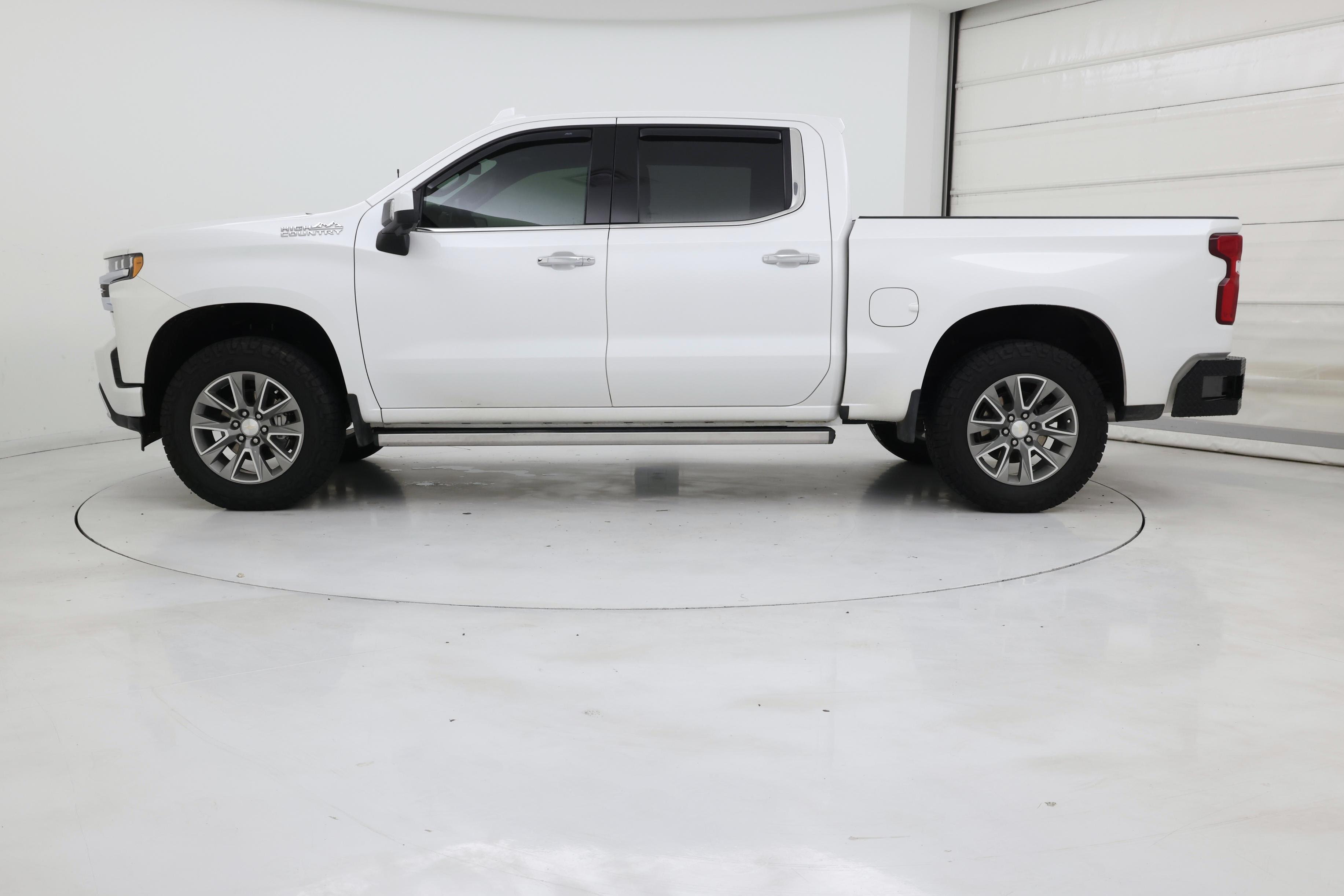 Thumbnail: 2022 Chevrolet Silverado 1500 - 3