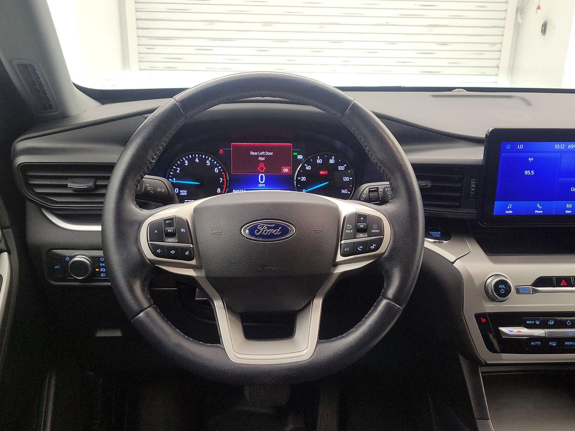 Thumbnail: 2022 Ford Explorer - 10