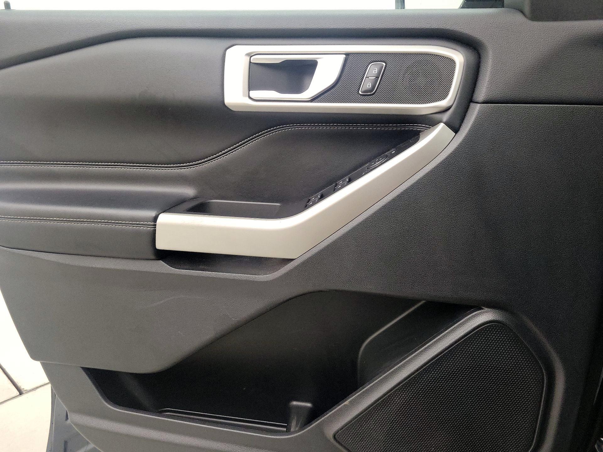 Thumbnail: 2022 Ford Explorer - 12