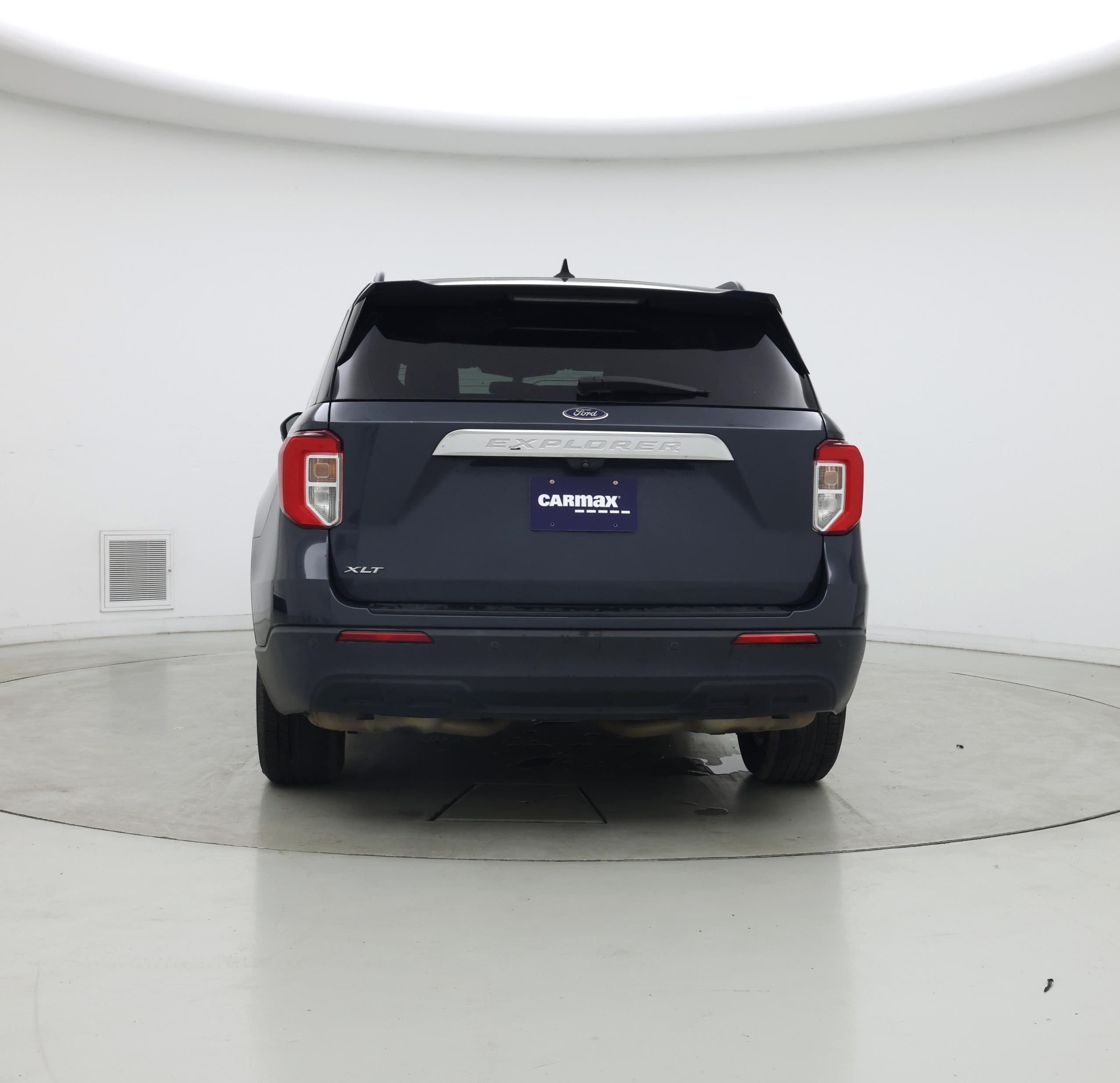 Thumbnail: 2022 Ford Explorer - 6