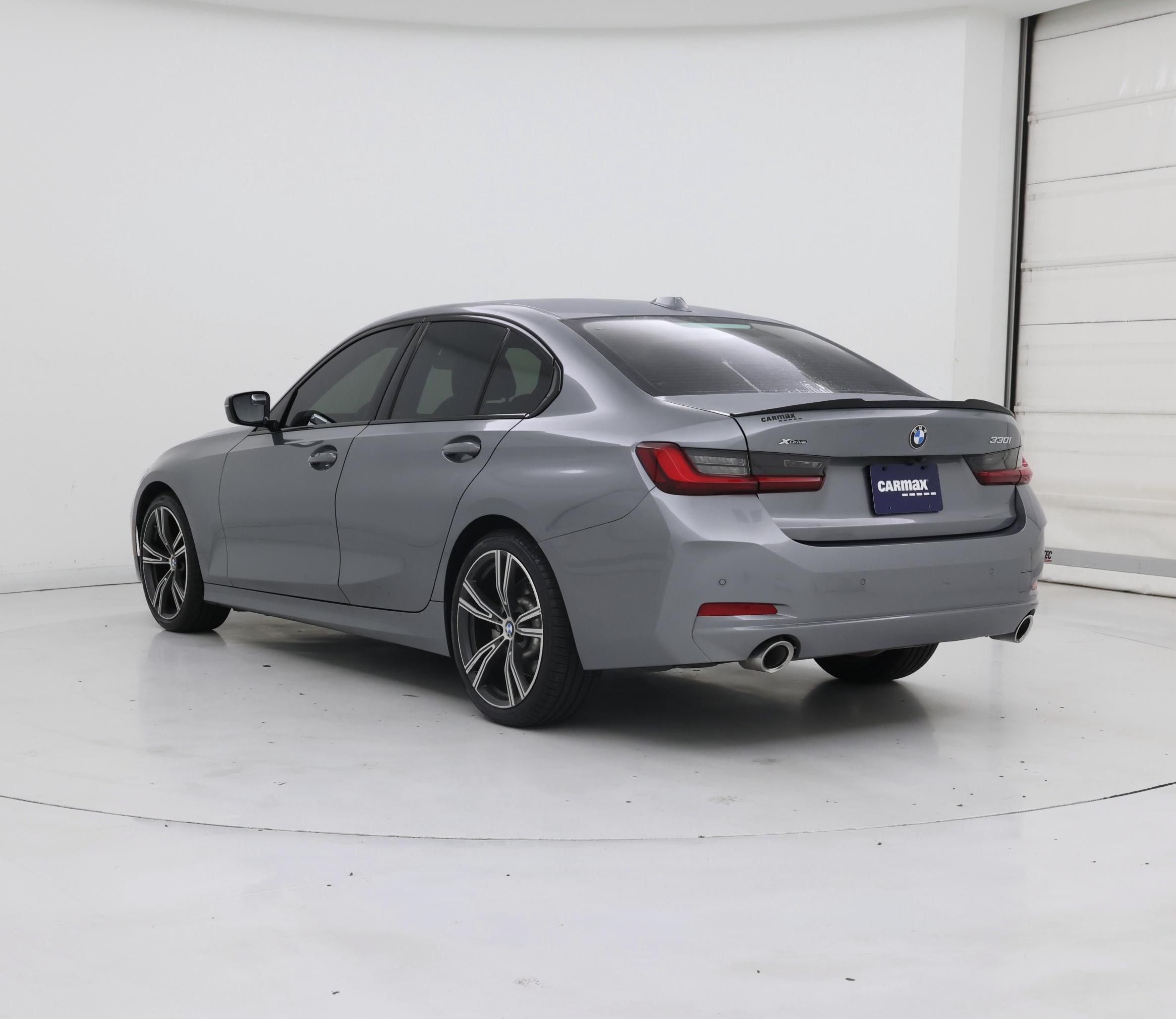 Thumbnail: 2023 BMW 3 Series - 2