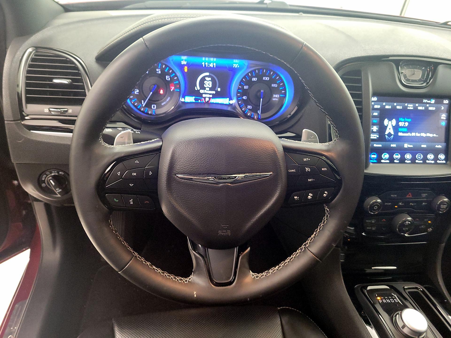 Thumbnail: 2020 Chrysler 300 - 10