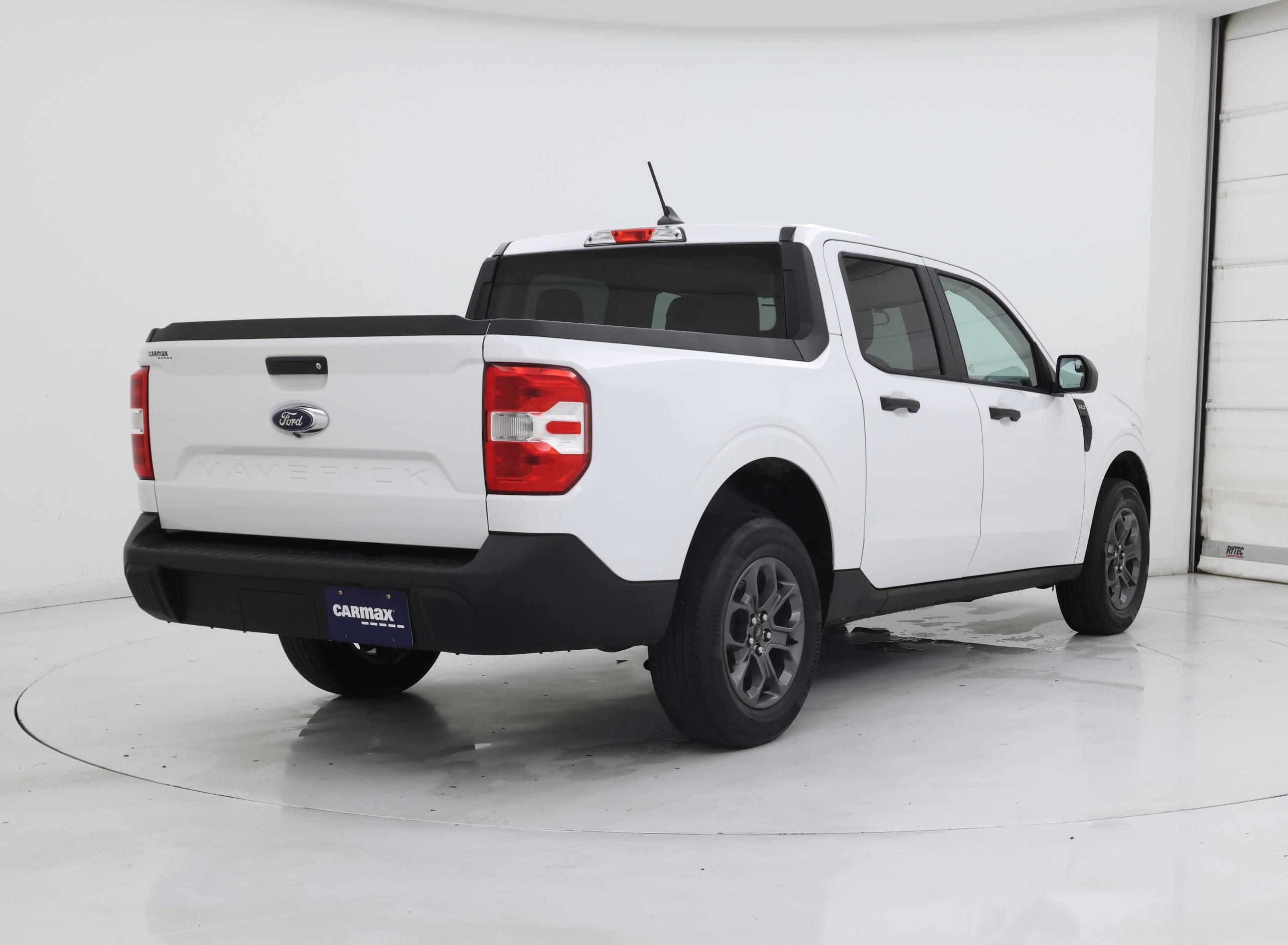 Thumbnail: 2022 Ford Maverick - 8