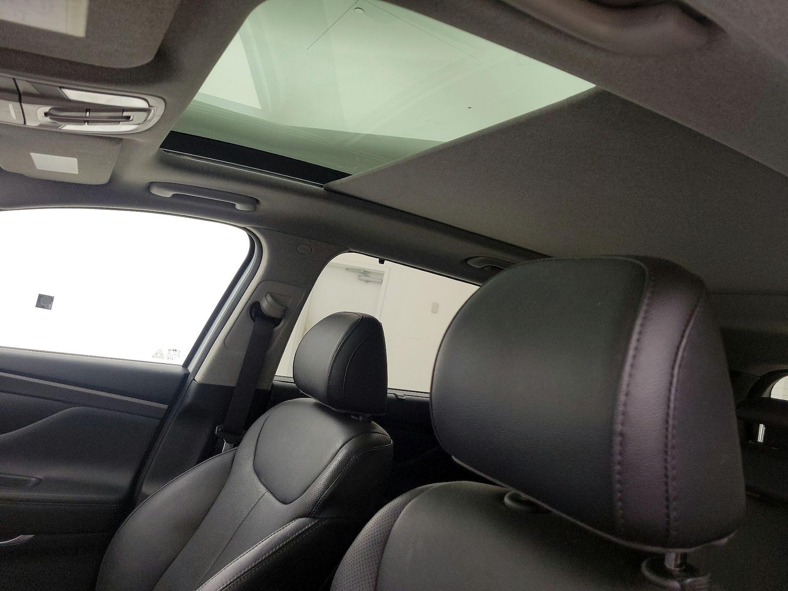2020 Hyundai Santa Fe Limited - Photo 21