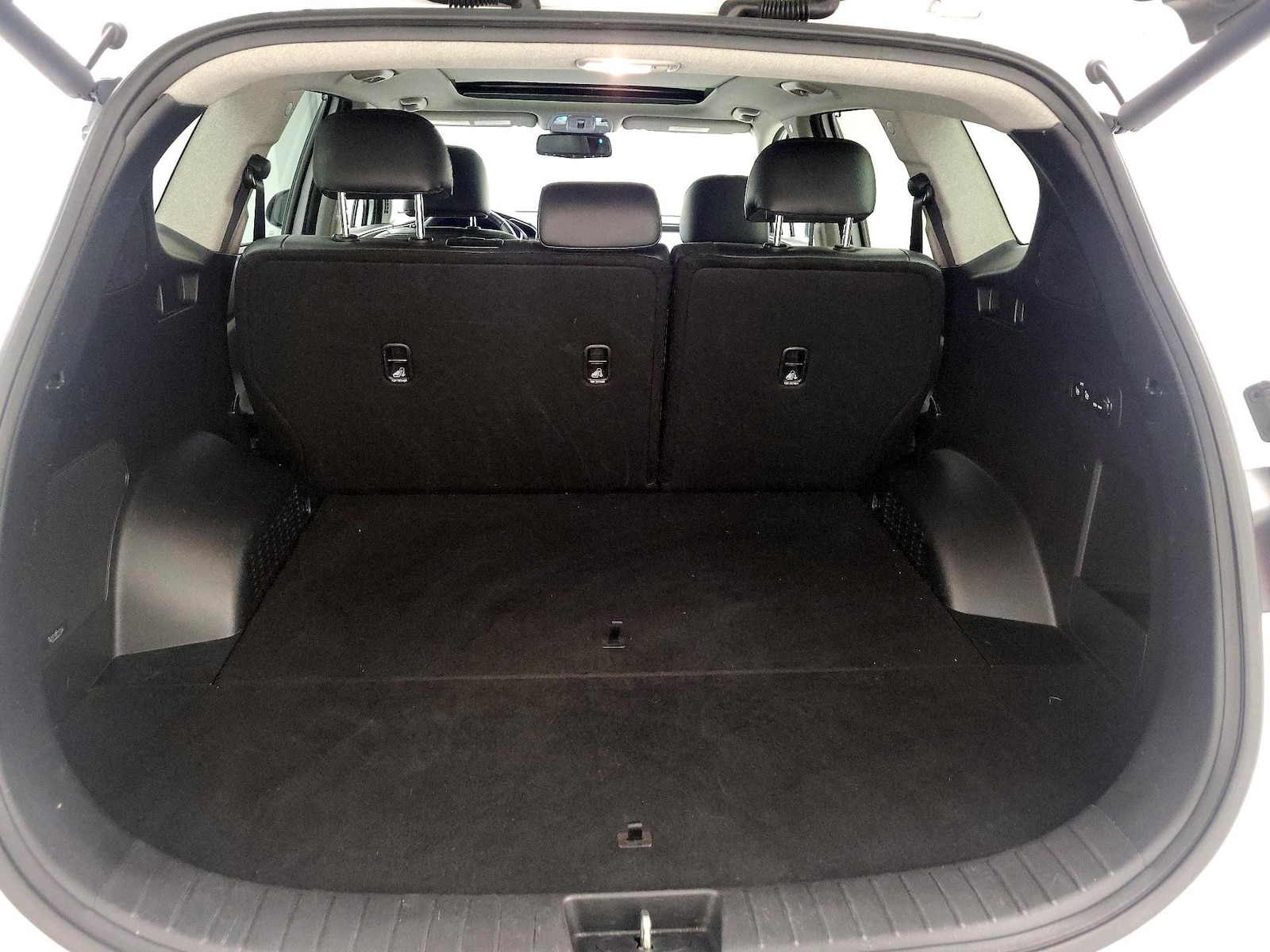 2020 Hyundai Santa Fe Limited - Photo 23