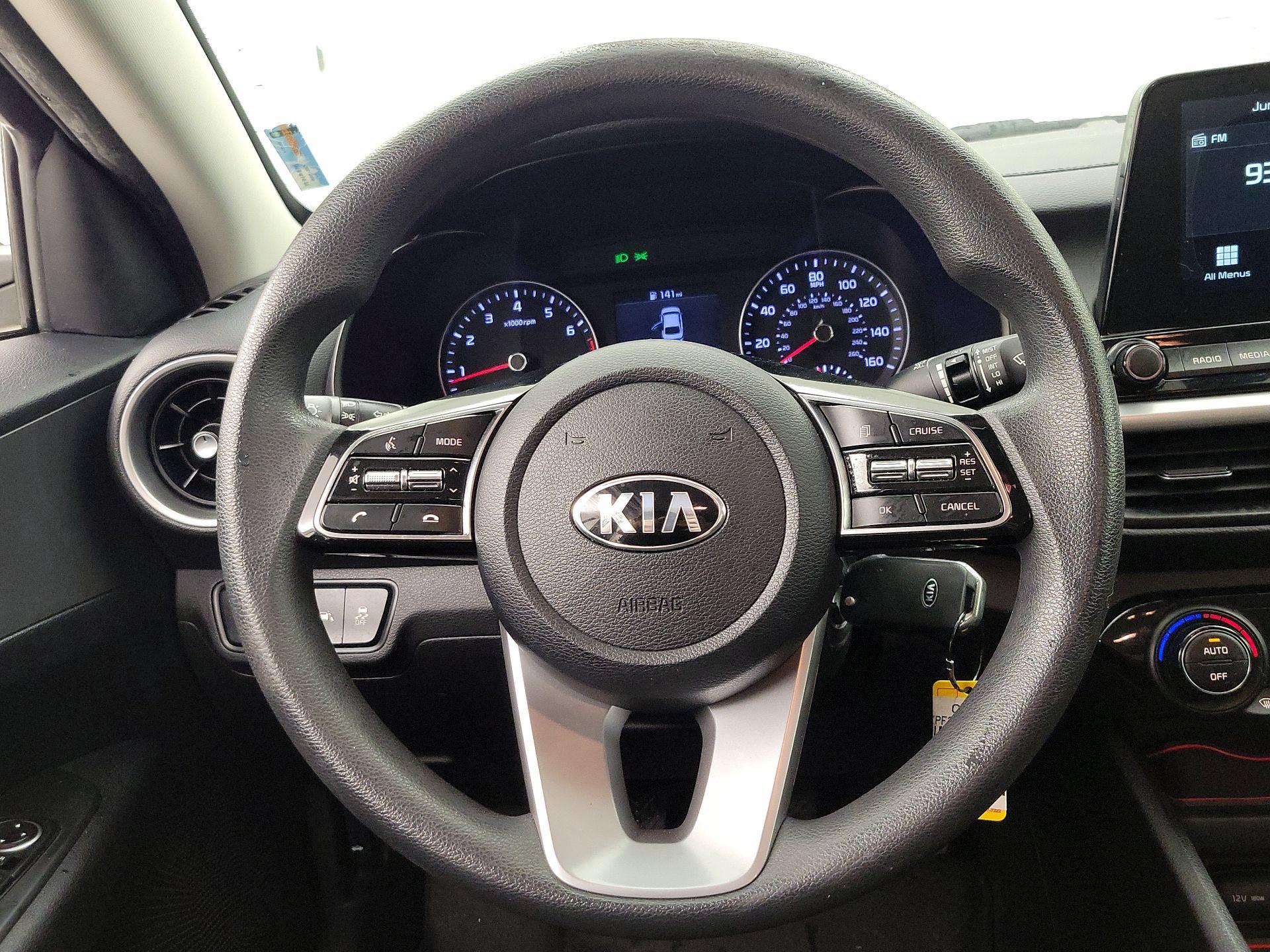 Thumbnail: 2019 Kia Forte - 10