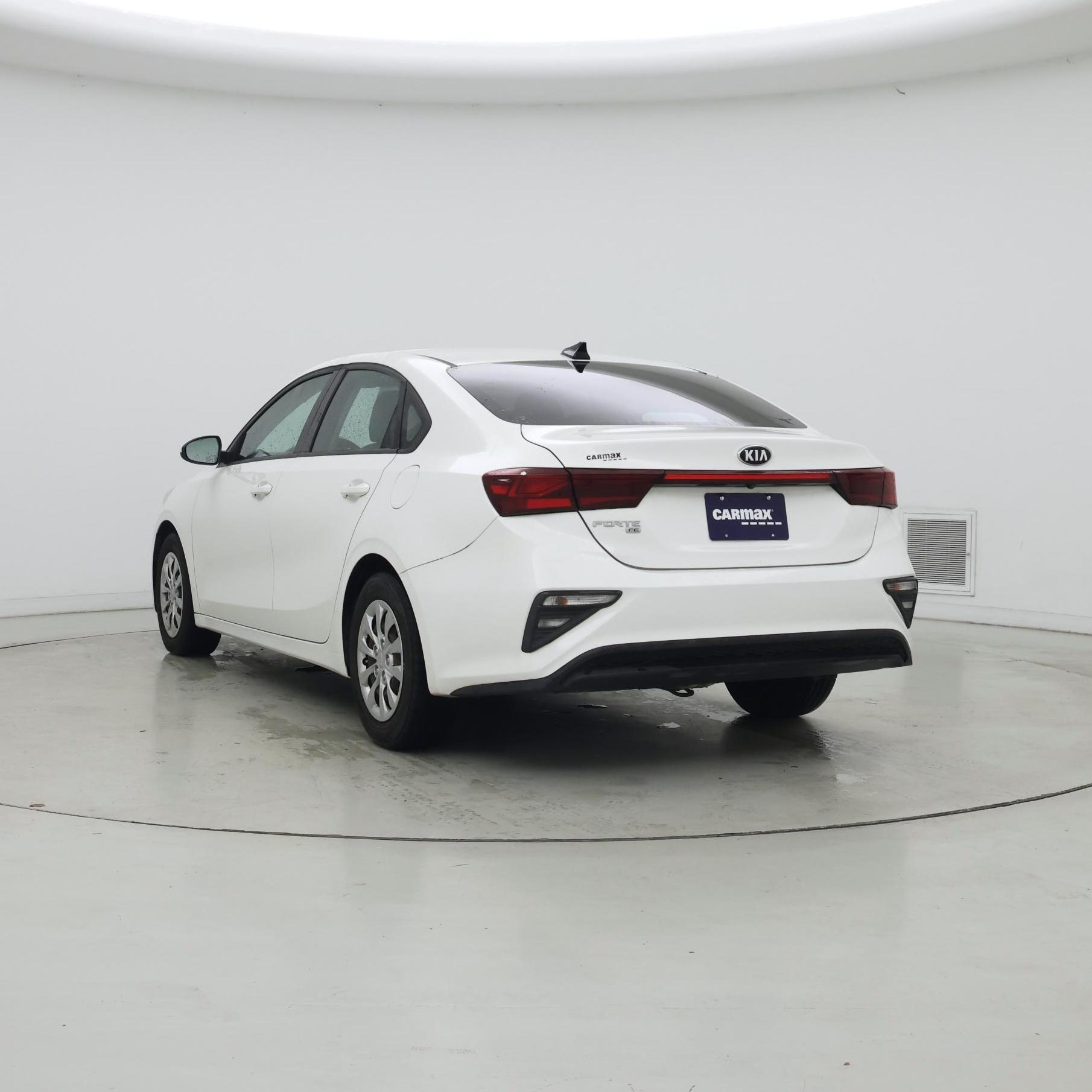 Thumbnail: 2019 Kia Forte - 2