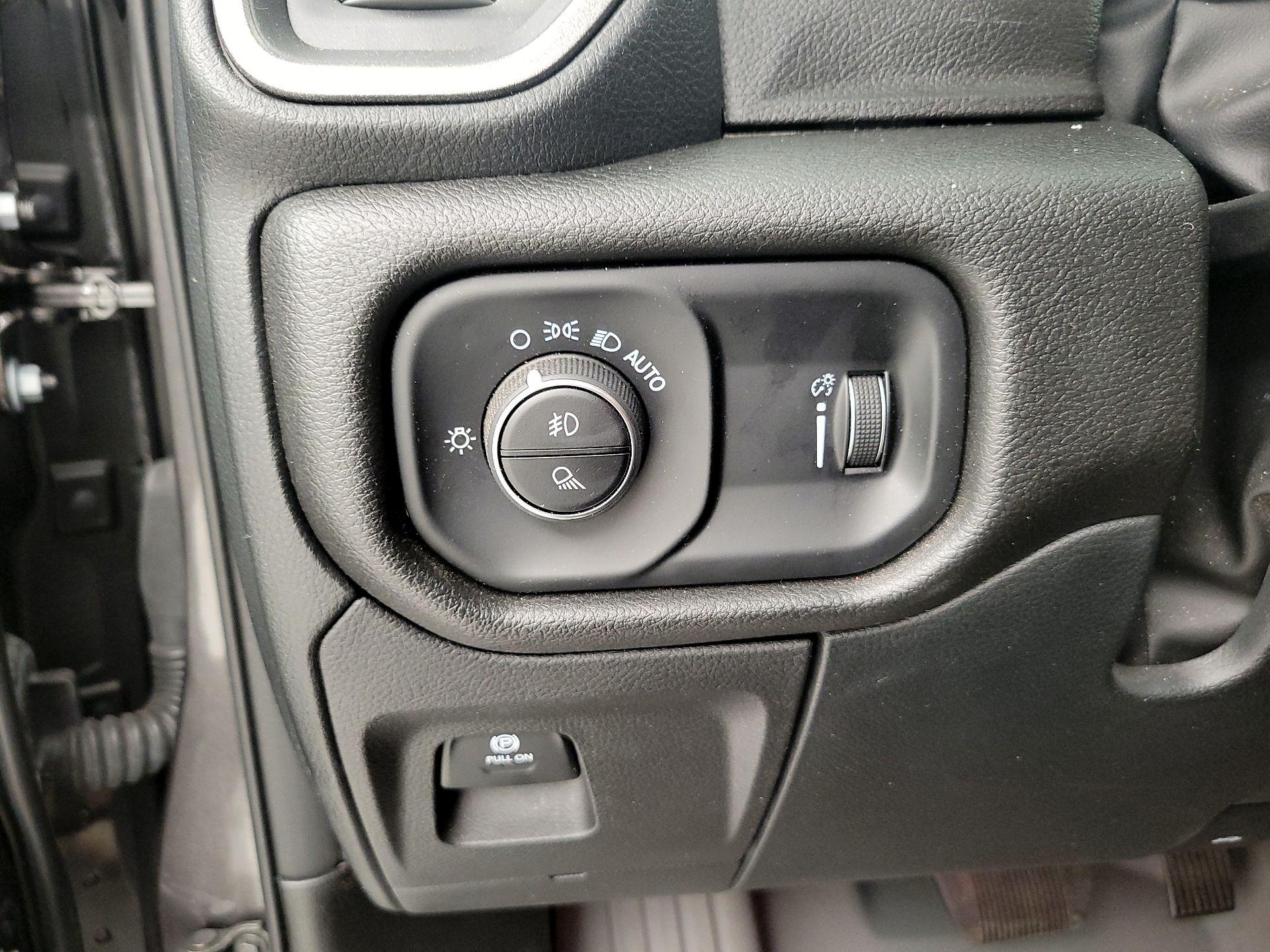 Thumbnail: 2025 RAM 1500 - 11