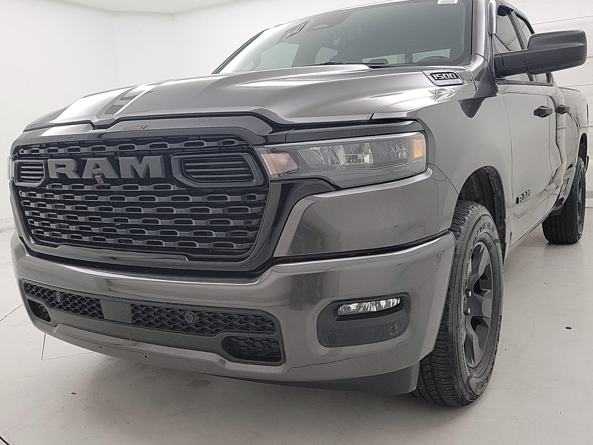 Thumbnail: 2025 RAM 1500 - 3