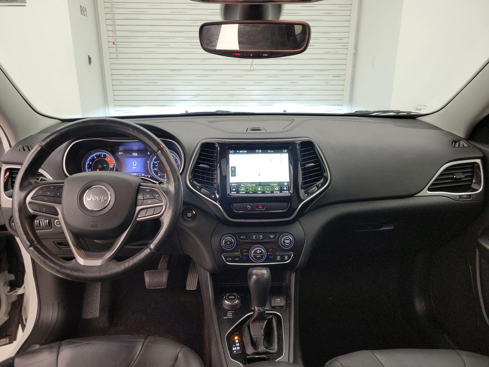 Thumbnail: 2019 Jeep Cherokee - 9