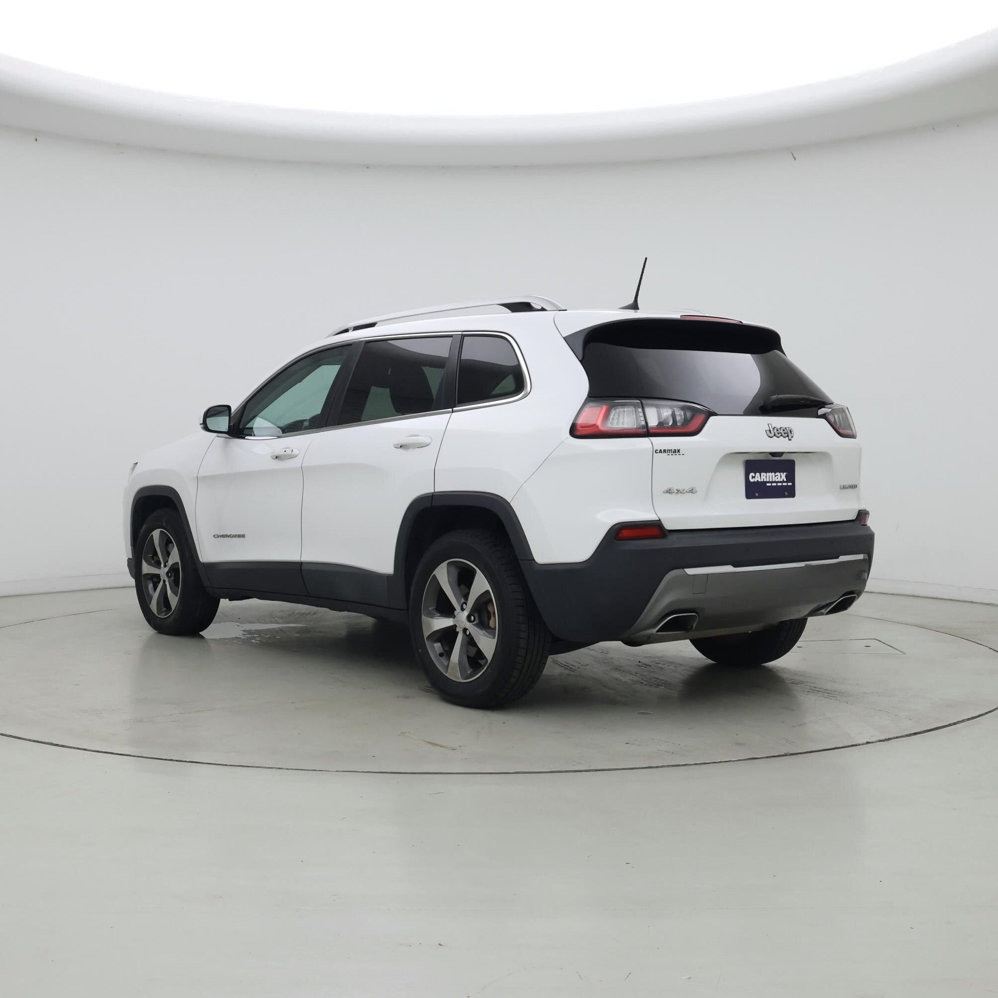 Thumbnail: 2019 Jeep Cherokee - 2