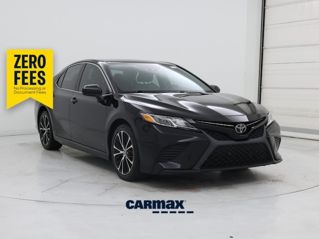 Black 2020 Toyota Camry Sedan Front-Wheel Drive Automatic