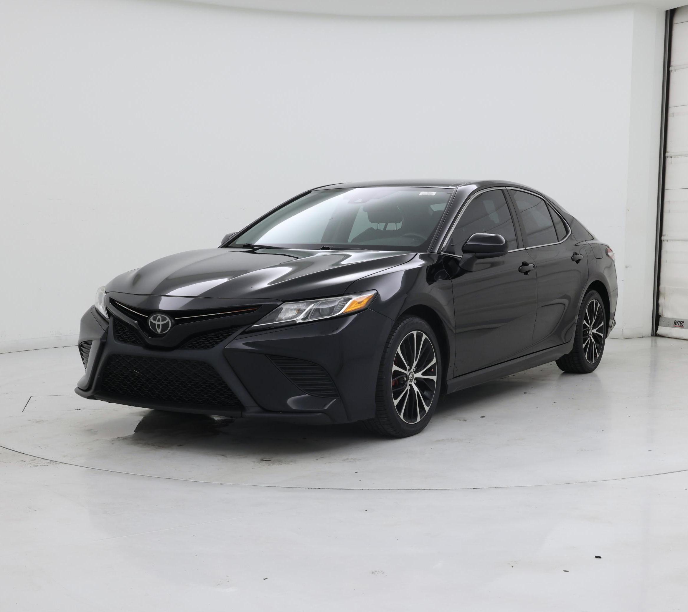 Thumbnail: 2020 Toyota Camry - 4