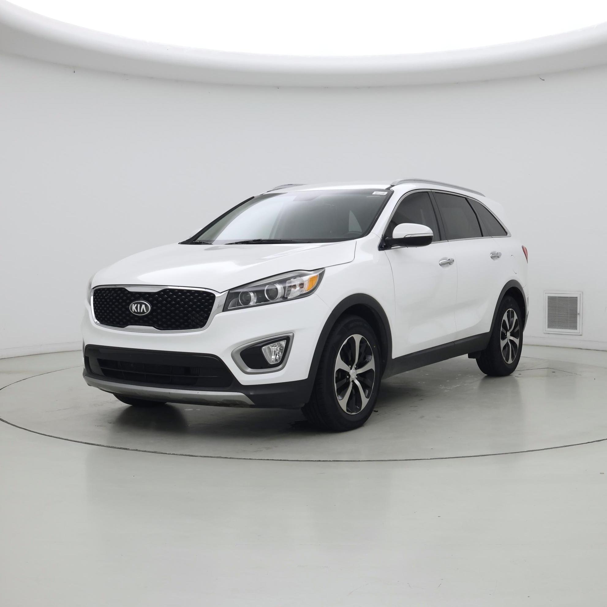 Thumbnail: 2016 Kia Sorento - 4