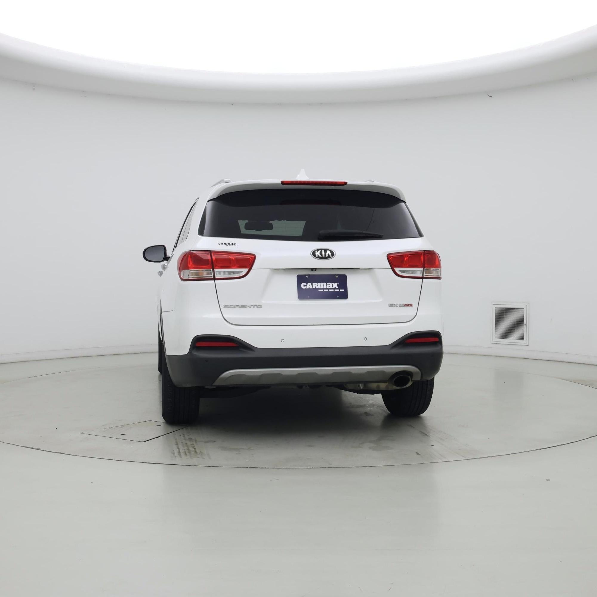 Thumbnail: 2016 Kia Sorento - 6