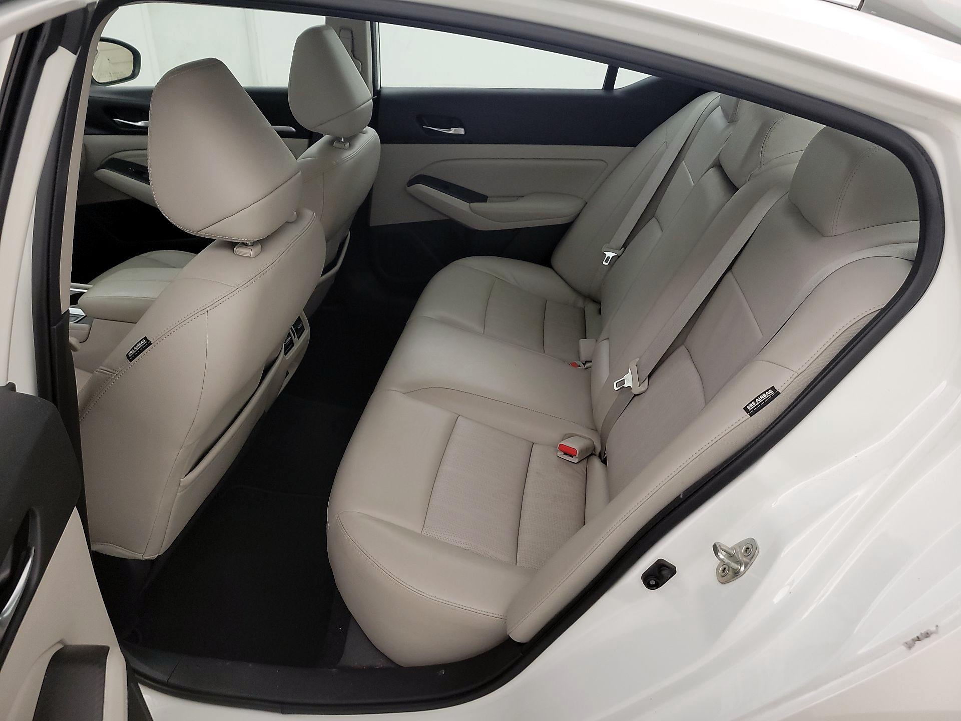 Thumbnail: 2019 Nissan Altima - 19