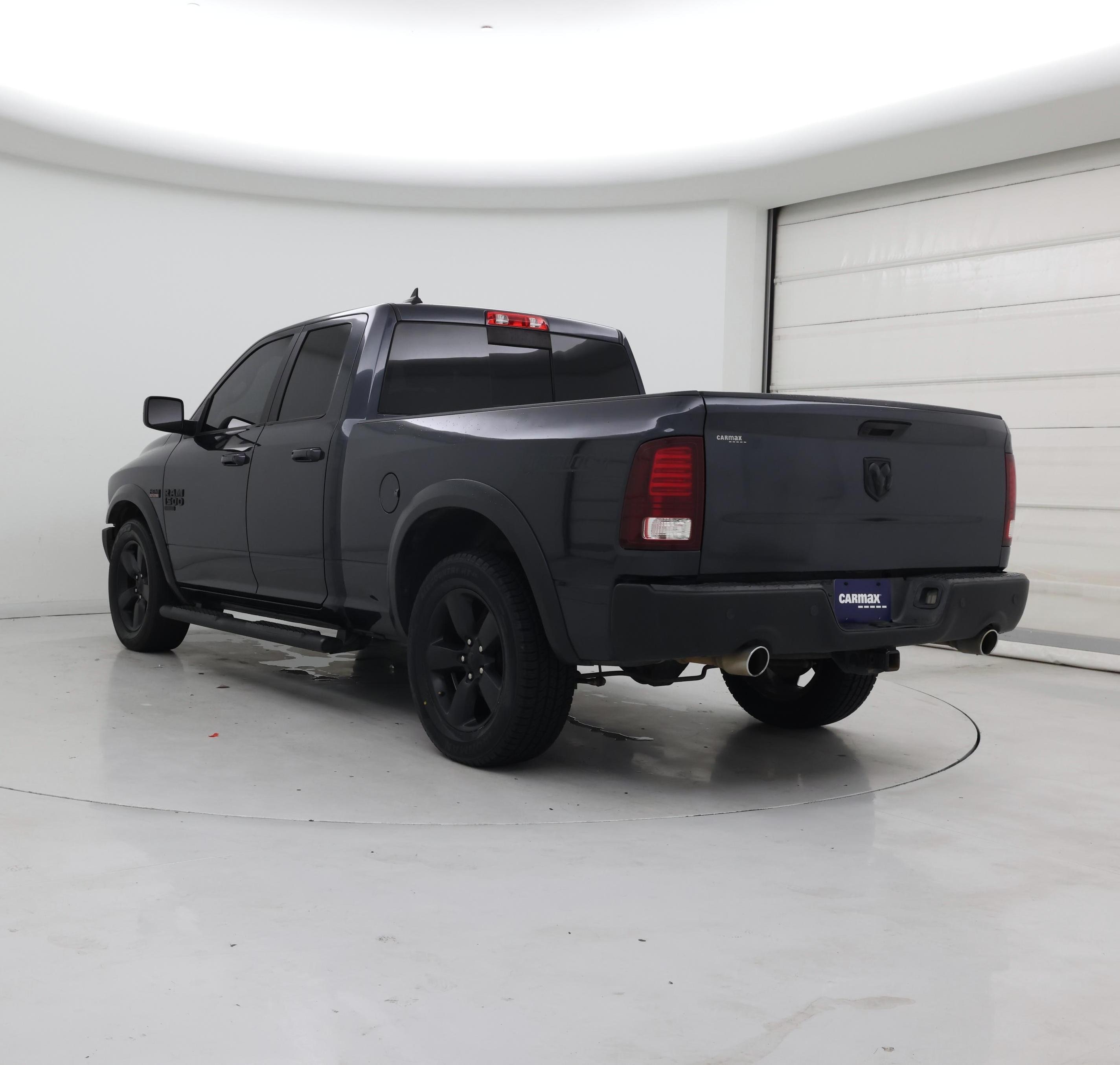Thumbnail: 2019 RAM 1500 Classic - 2